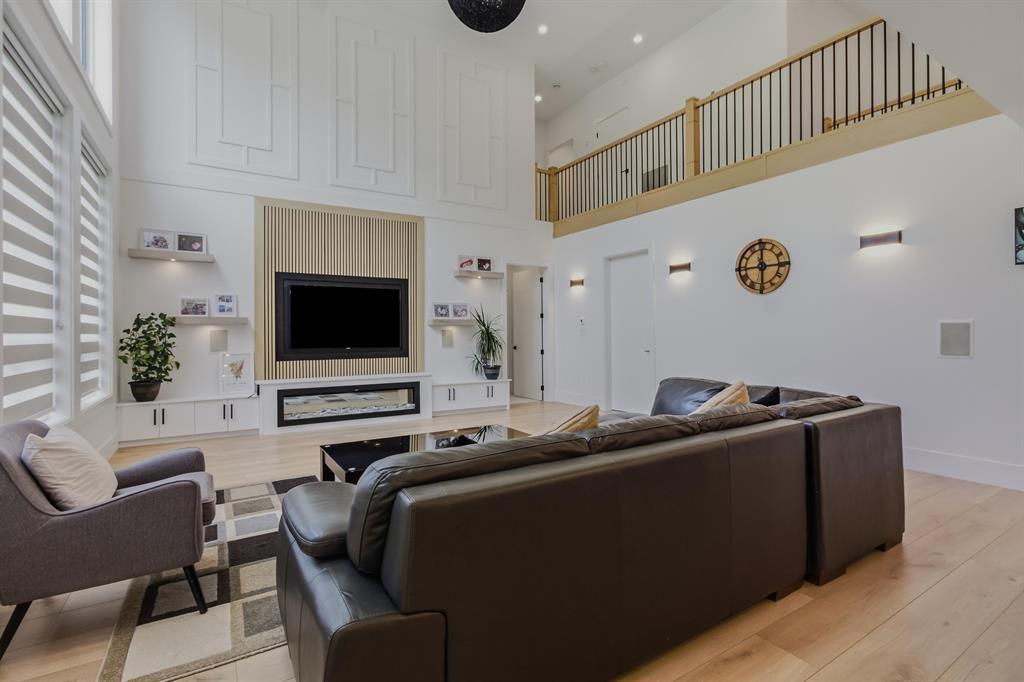 8701 Cleven Drive, Mission, British Columbia  V2V 6Y6 - Photo 36 - R3173848