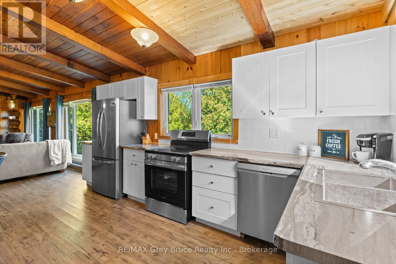 173 Isthmus Bay Road, Northern Bruce Peninsula, Ontario  N0H 1W0 - Photo 14 - X13866002