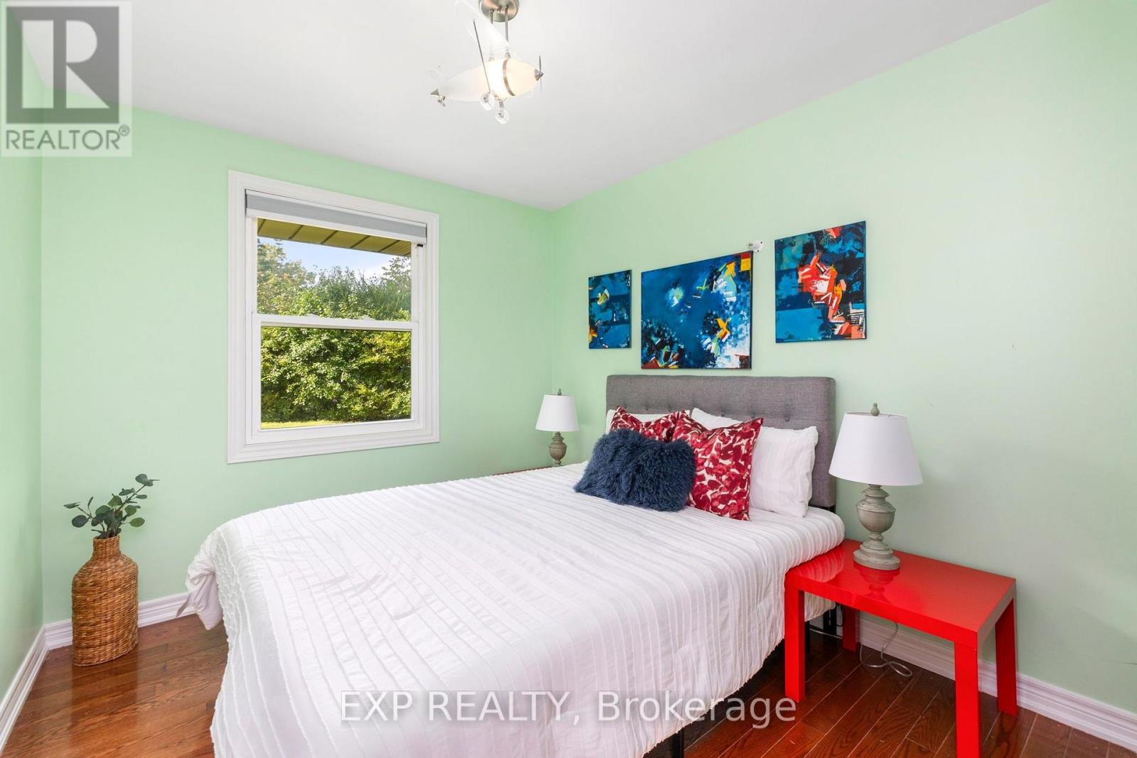 5 Tadcaster Place, Toronto, Ontario  M3B 1G6 - Photo 17 - C13886634