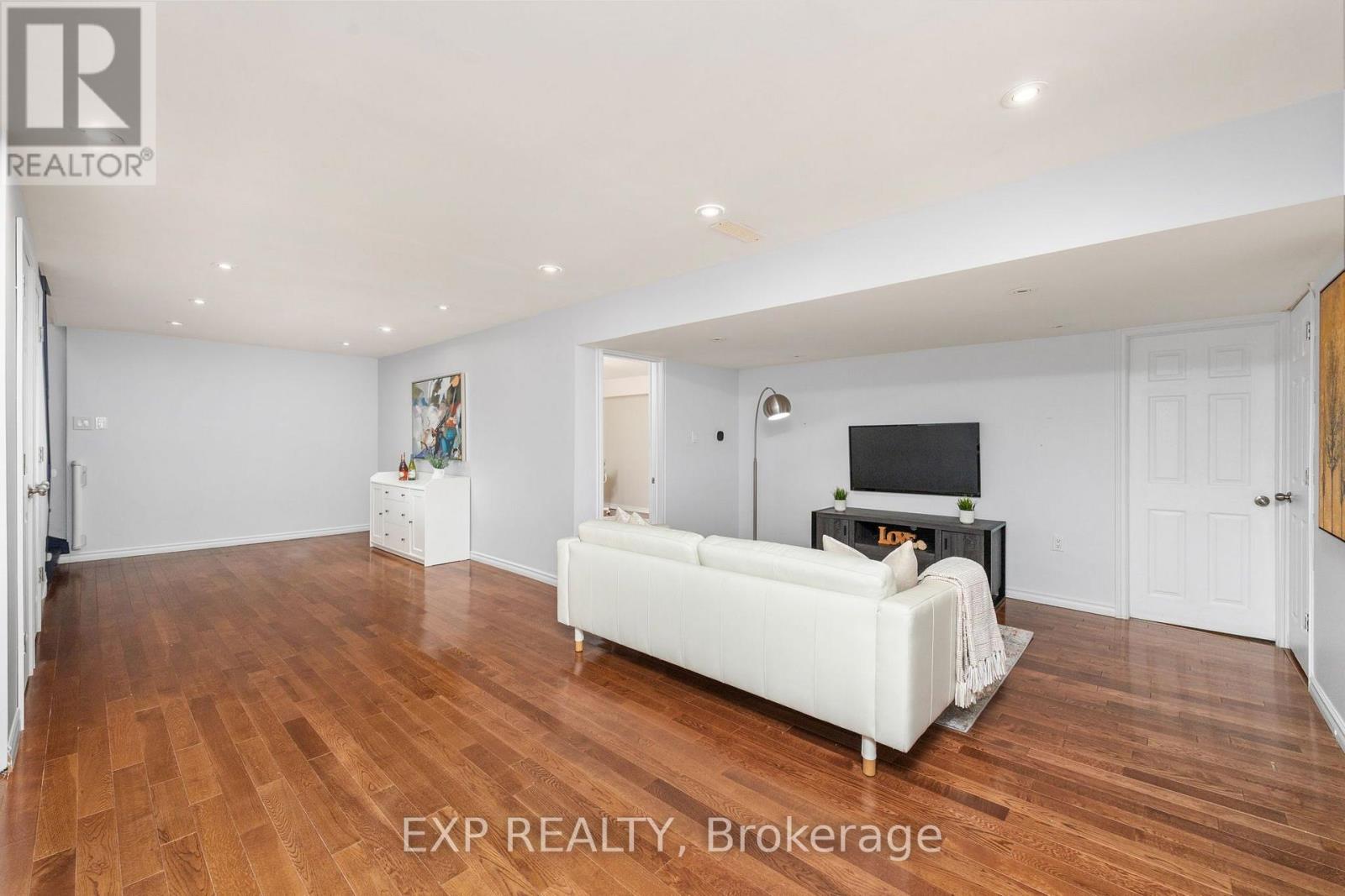 5 Tadcaster Place, Toronto, Ontario  M3B 1G6 - Photo 20 - C13886634