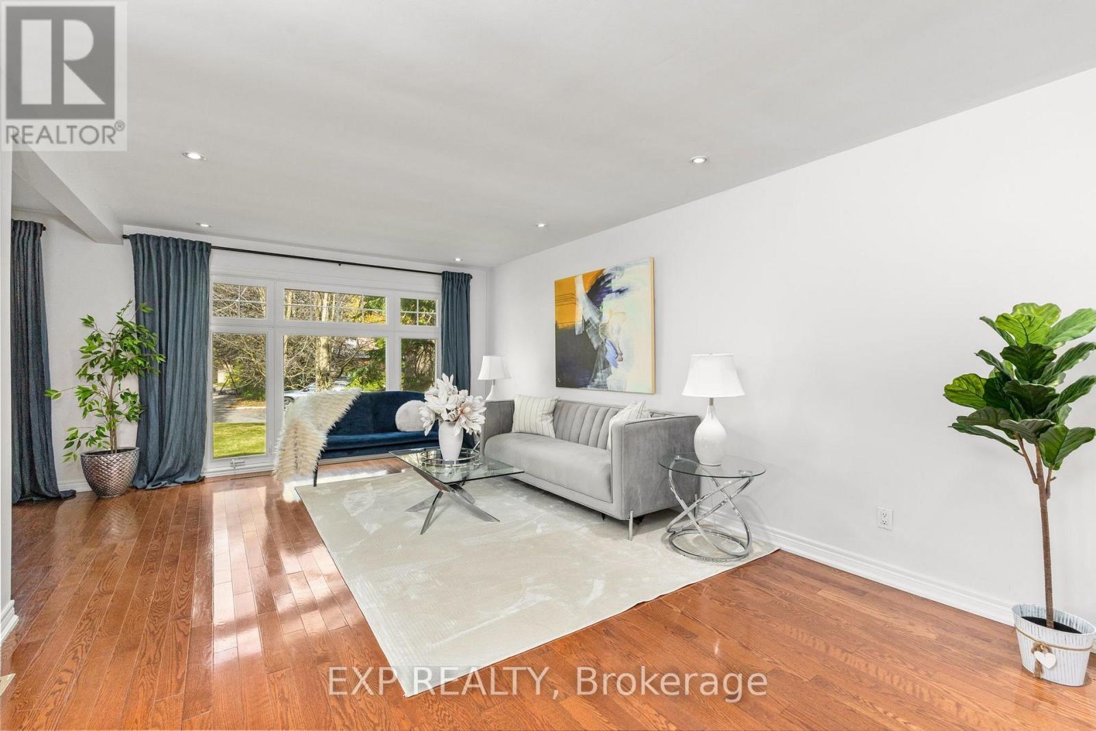 5 Tadcaster Place, Toronto, Ontario  M3B 1G6 - Photo 6 - C13886634