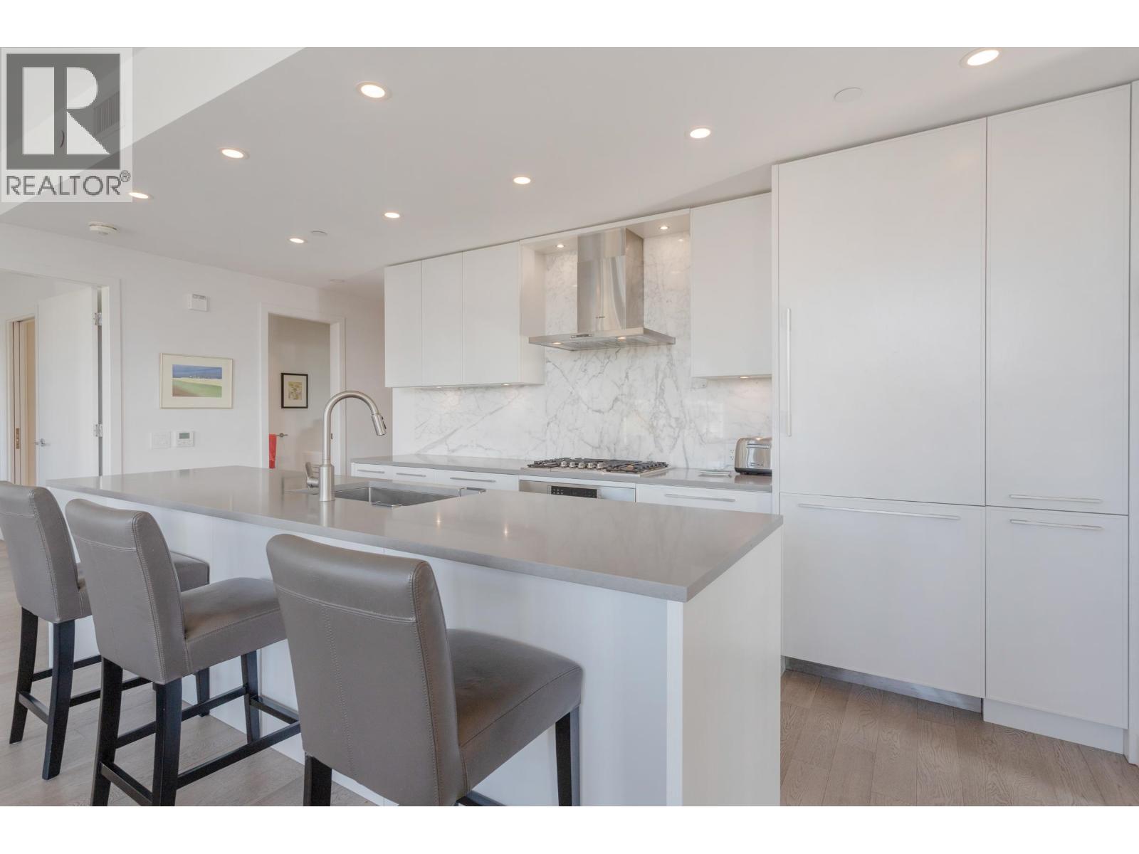 206 3220 Connaught Crescent, North Vancouver, British Columbia  V7R 0A5 - Photo 10 - R3174448