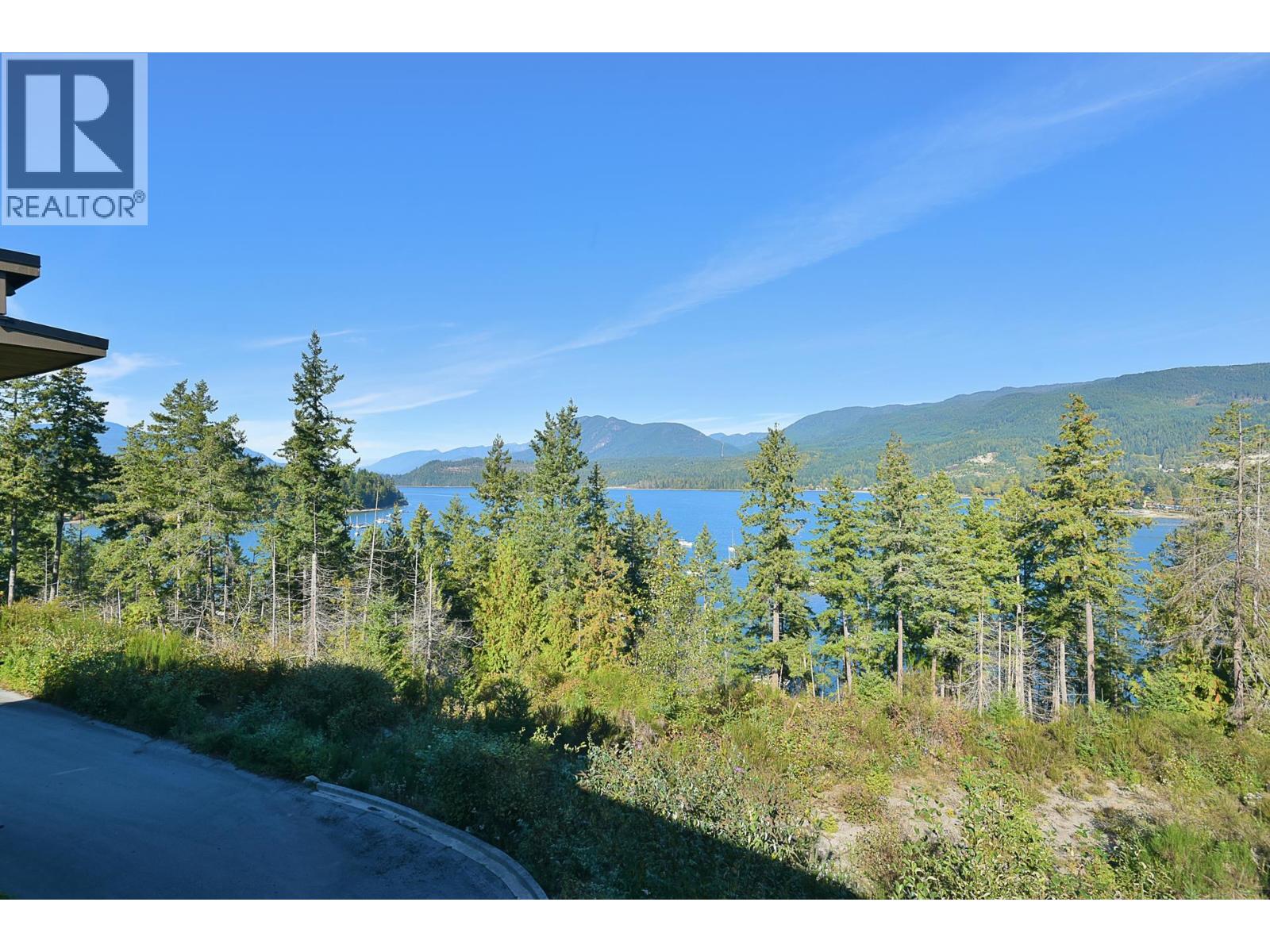 303 5780 Marine Way, Sechelt, British Columbia  V7Z 0L8 - Photo 15 - R3174455