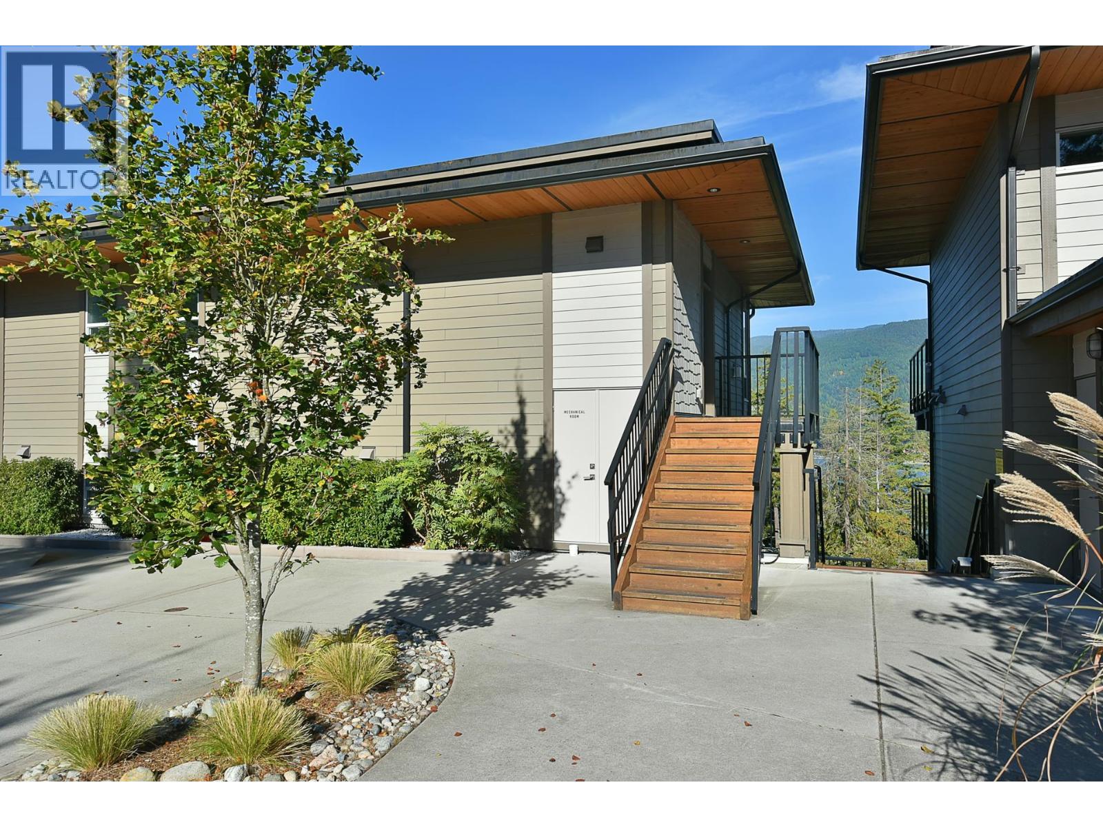 303 5780 Marine Way, Sechelt, British Columbia  V7Z 0L8 - Photo 20 - R3174455