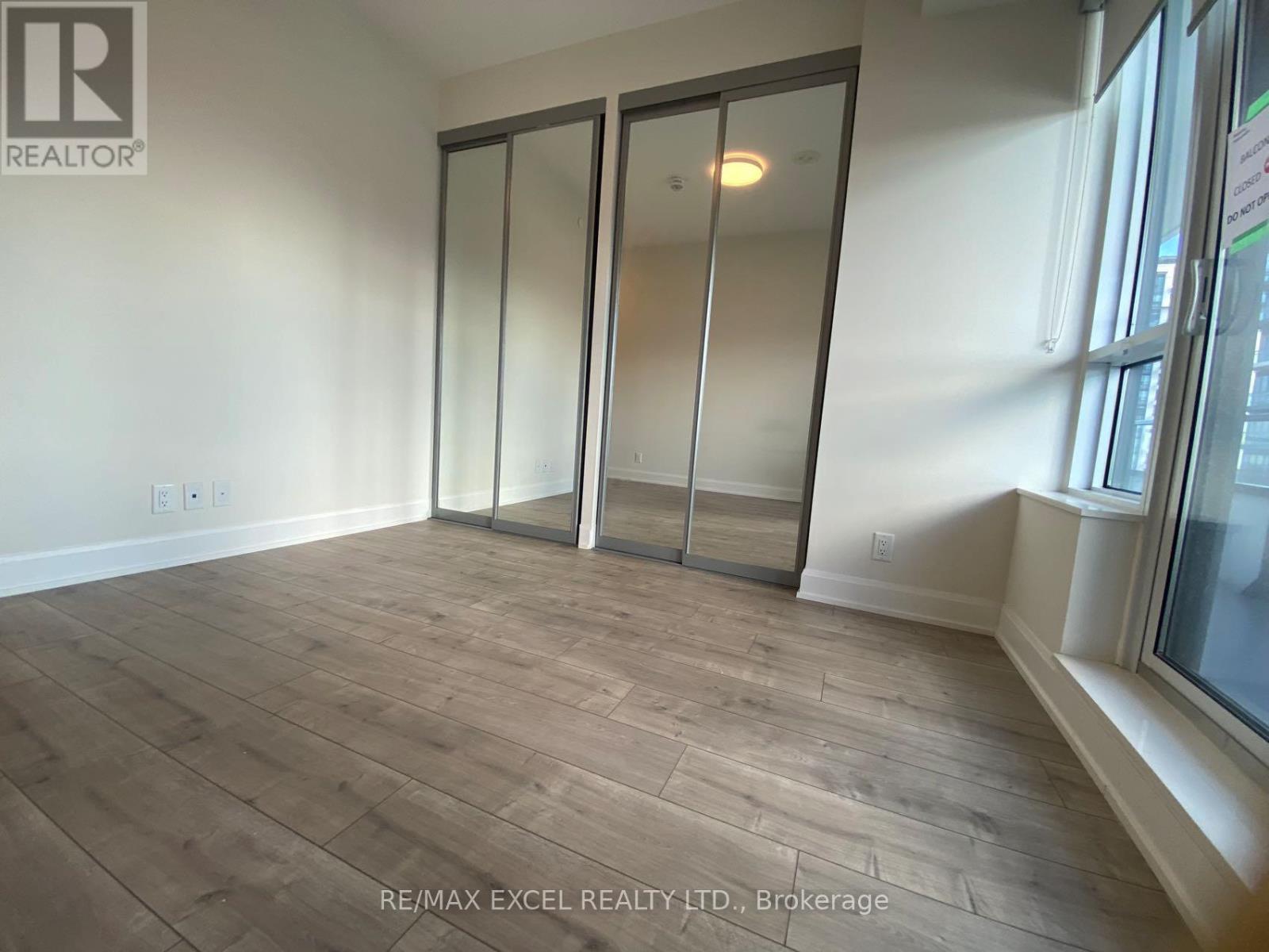 2101 - 38 Water Walk Drive, Markham, Ontario  L3R 6M8 - Photo 26 - N13886630