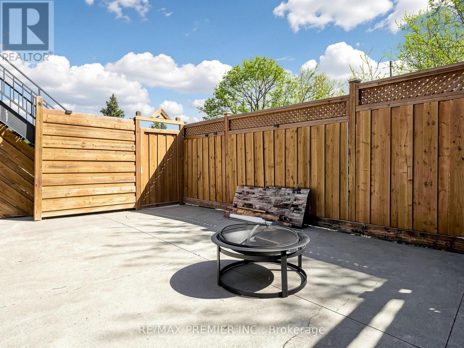 Basement - 45 Croham Road, Toronto, Ontario  M6E 4X9 - Photo 12 - W13885208