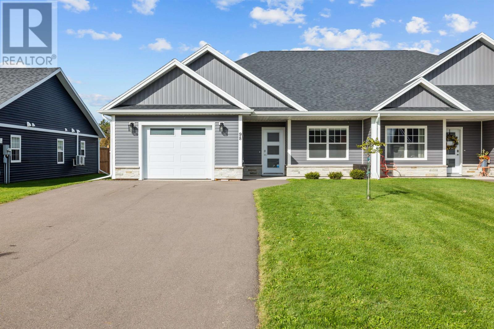 98 Putters Street, Summerside, Prince Edward Island  C1N 4J8 - Photo 1 - 202625689