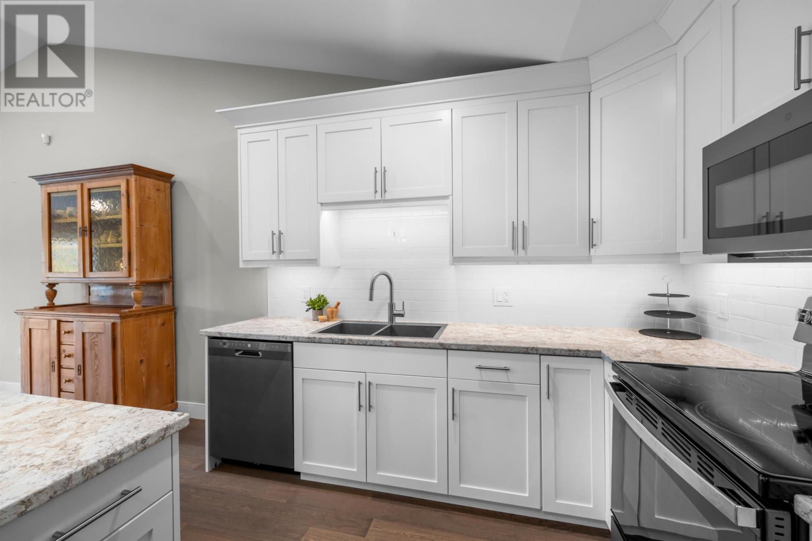 98 Putters Street, Summerside, Prince Edward Island C1N 4J8 - Photo 7 - 202625689