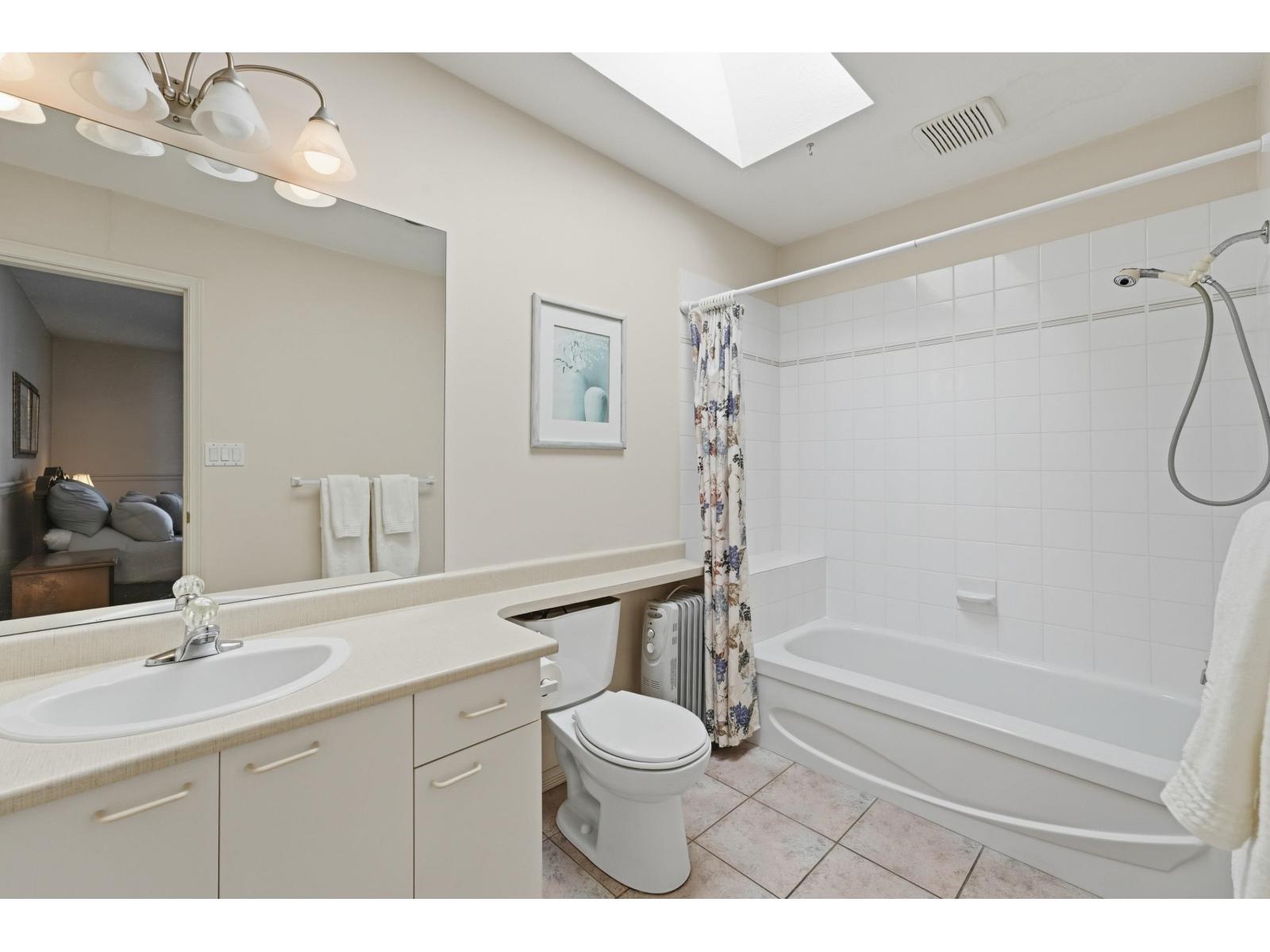 107 10172 141 Street, Surrey, British Columbia  V3T 4P6 - Photo 17 - R3173514
