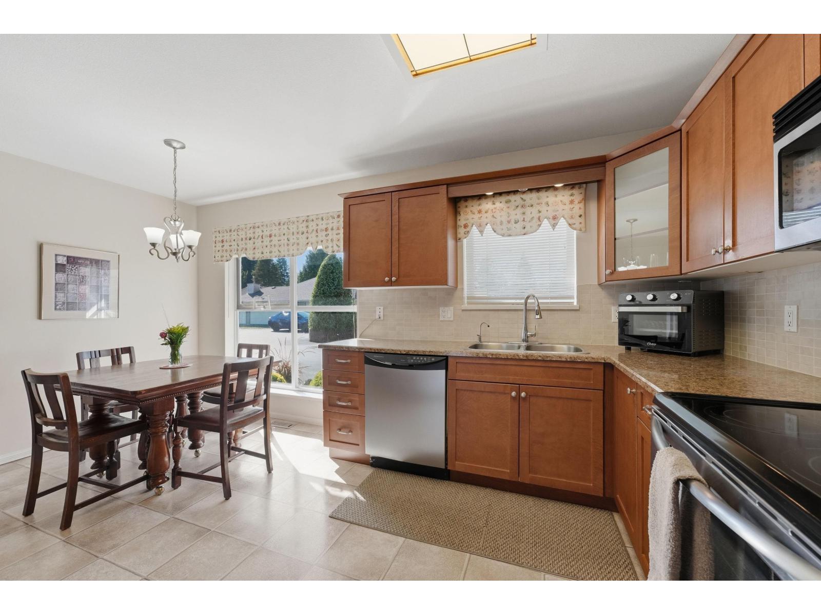 107 10172 141 Street, Surrey, British Columbia  V3T 4P6 - Photo 10 - R3173514