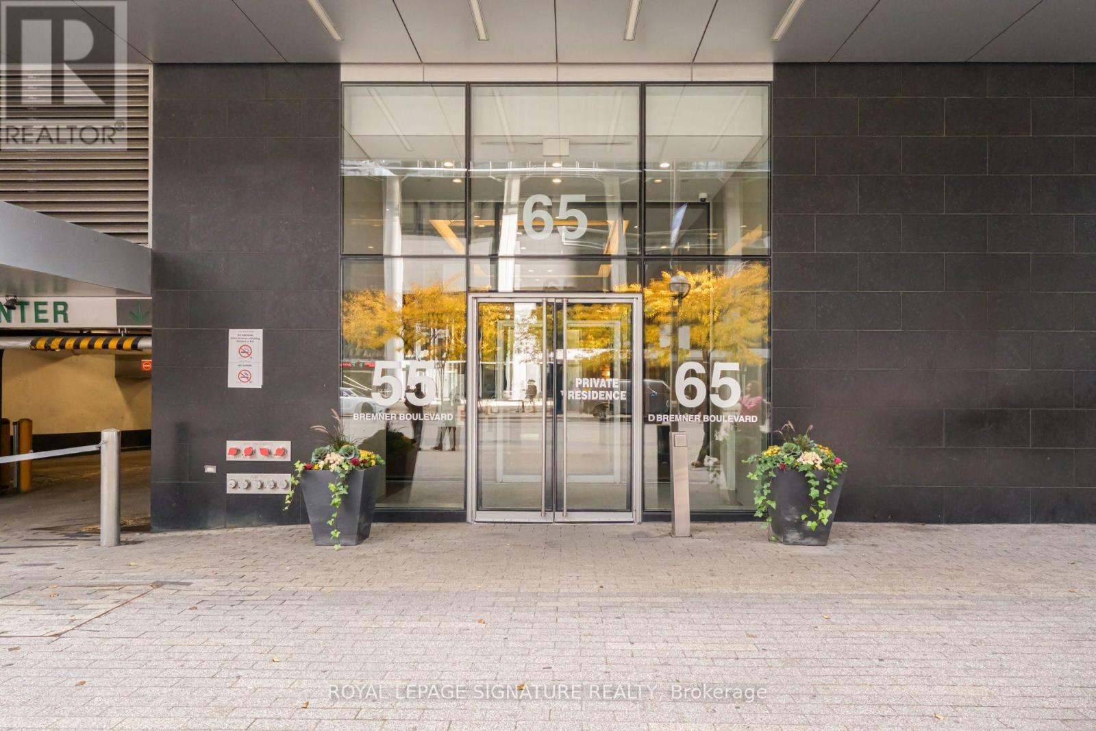 4310 - 65 Bremner Boulevard, Toronto, Ontario  M5J 0A7 - Photo 2 - C13885864