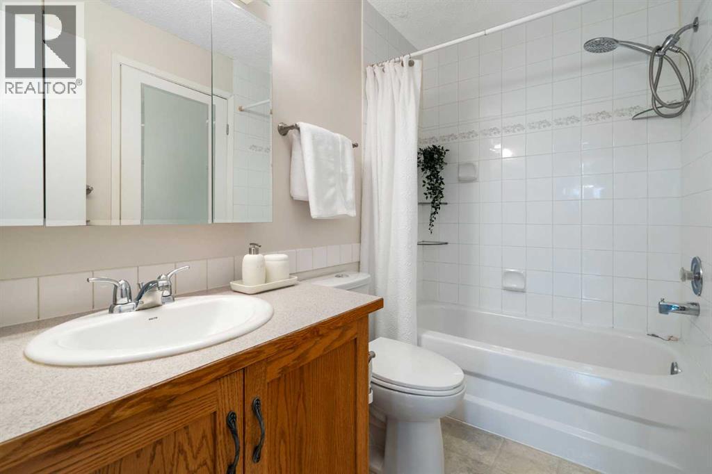 101, 550 Westwood Drive SW, Calgary, Alberta  T3C 3T9 - Photo 16 - A2350654