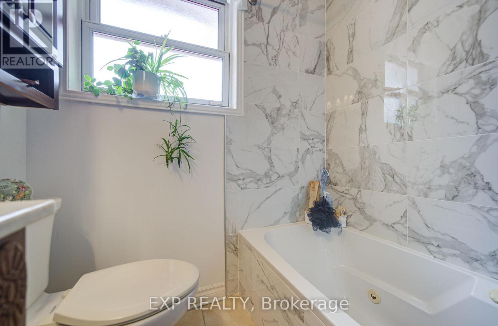44 Mill Street, Ajax, Ontario  L1S 6K5 - Photo 22 - E13886648