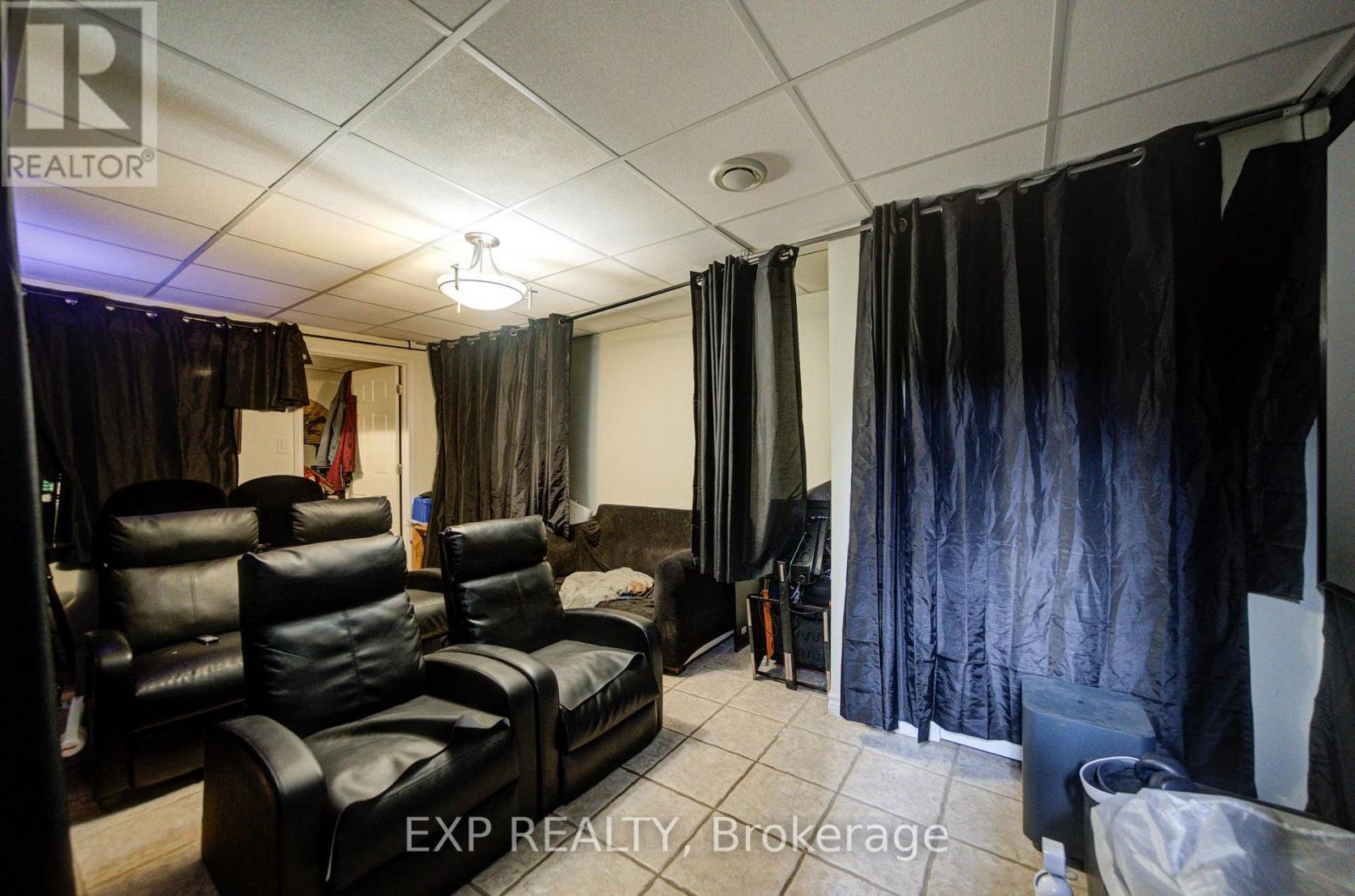 44 Mill Street, Ajax, Ontario  L1S 6K5 - Photo 31 - E13886648