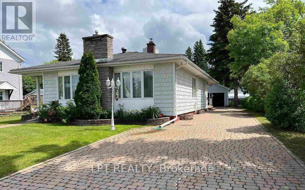 72 DOMINION AVENUE, Kapuskasing, Ontario