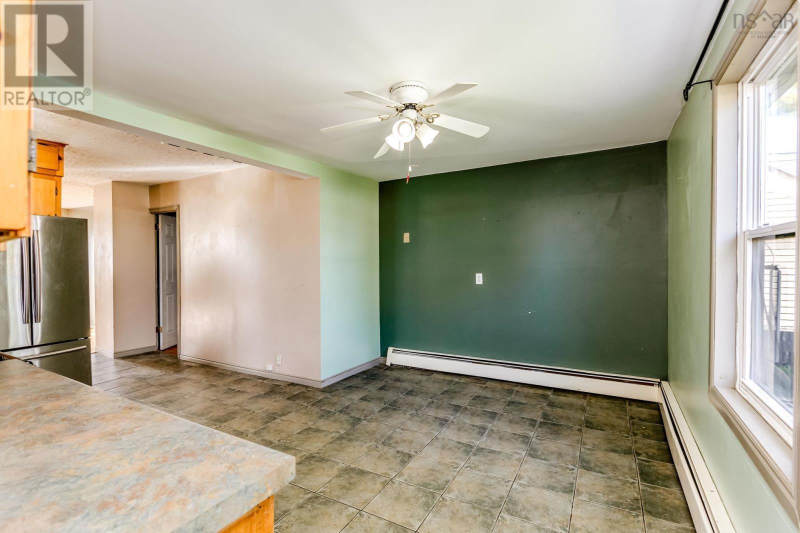 76 Poplar Street, Pictou, Nova Scotia  B0K 1H0 - Photo 17 - 202625691