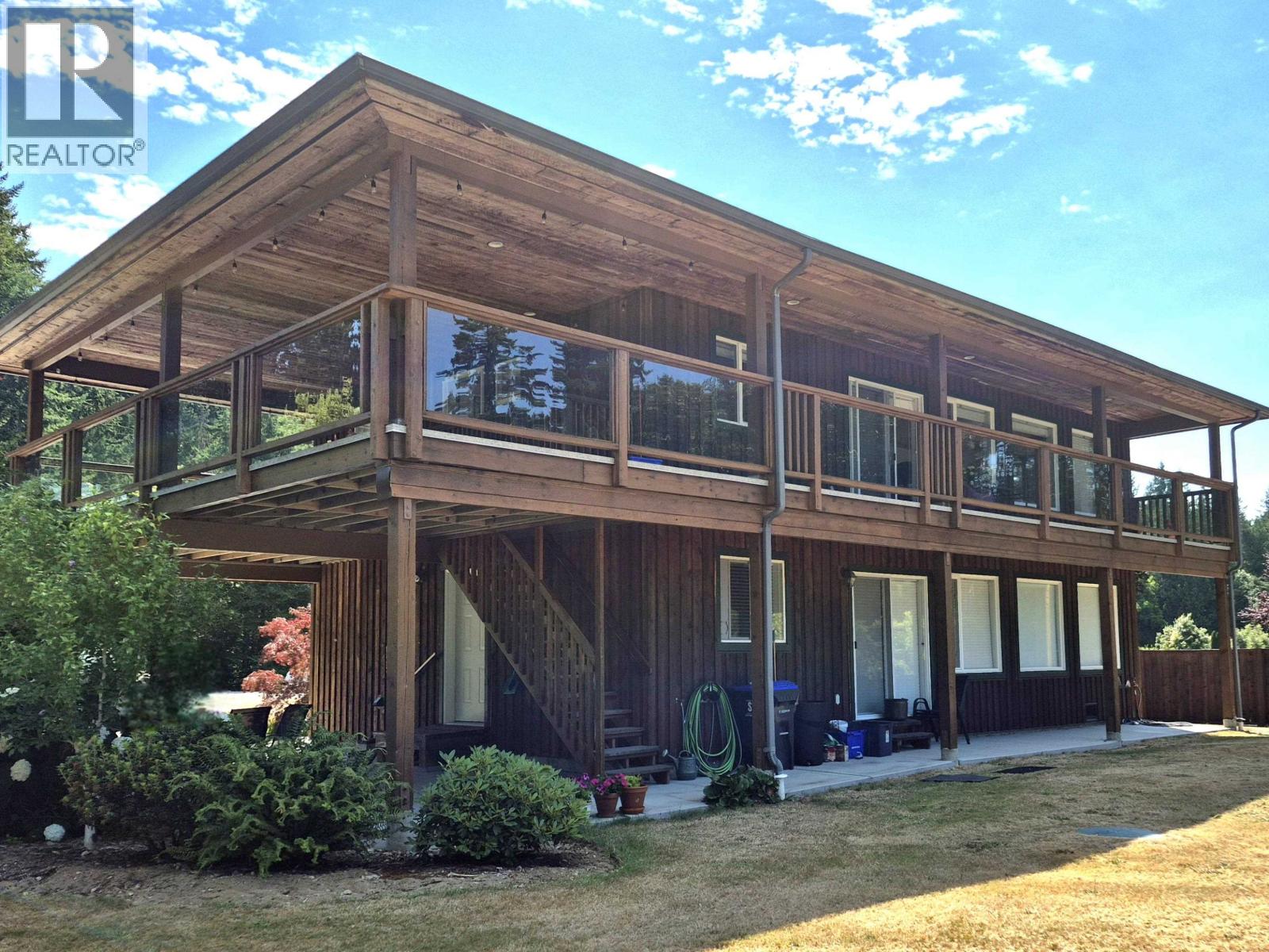 5301 Stamford Place, Sechelt, British Columbia  V7Z 0C2 - Photo 4 - R3172160