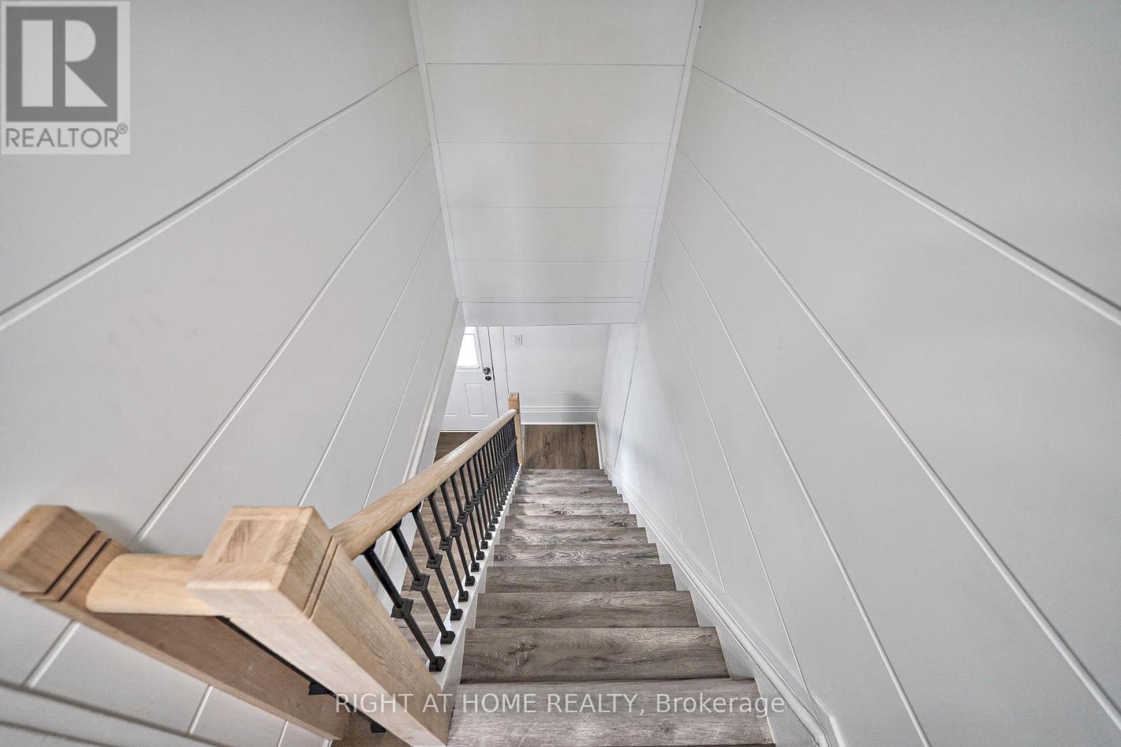 15 Asher Street, Welland, Ontario  L3B 4H9 - Photo 7 - X13886652