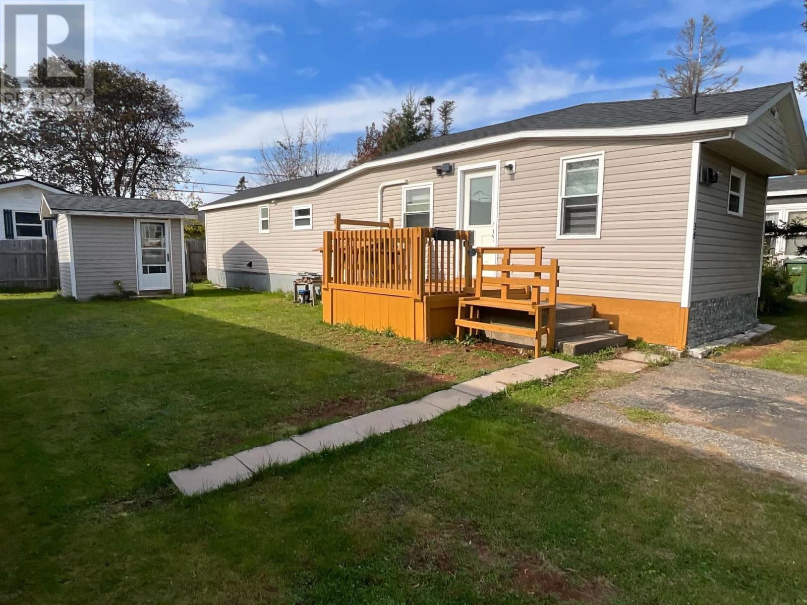 38 Linkletter Estate, Summerside, Prince Edward Island  C1N 4B2 - Photo 1 - 202625692