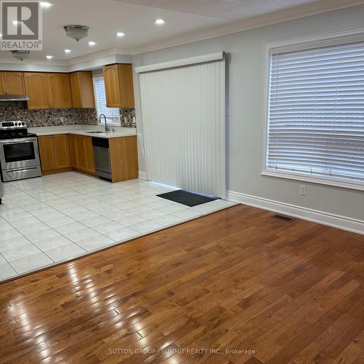 57 Trudelle Crescent, Brampton, Ontario  L7A 2Z3 - Photo 12 - W13794794