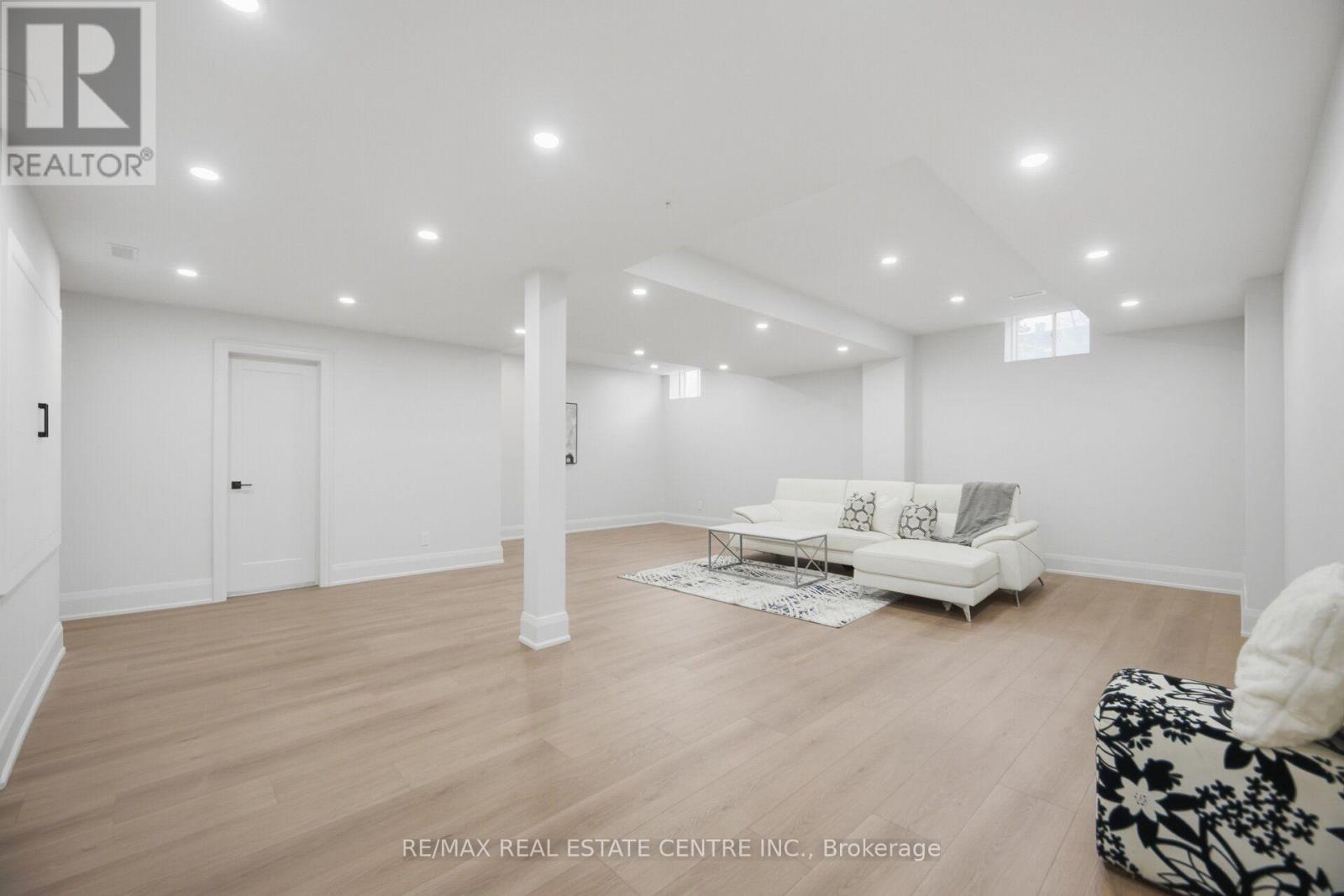 4 Calstock Place, Brampton, Ontario  L6X 0X3 - Photo 40 - W13886684