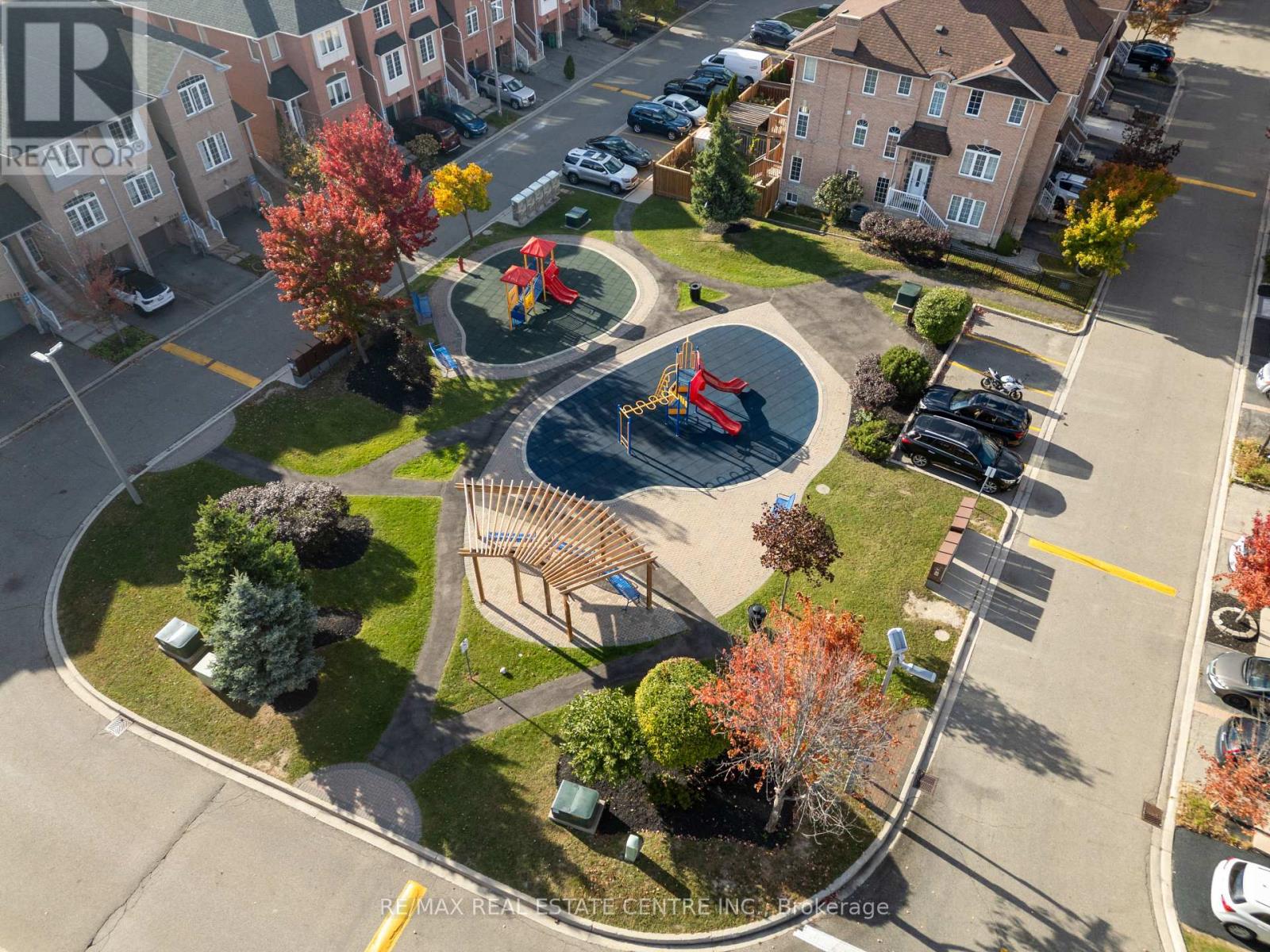 3440 Redpath Circle, Mississauga, Ontario  L5N 8R7 - Photo 3 - W13886686