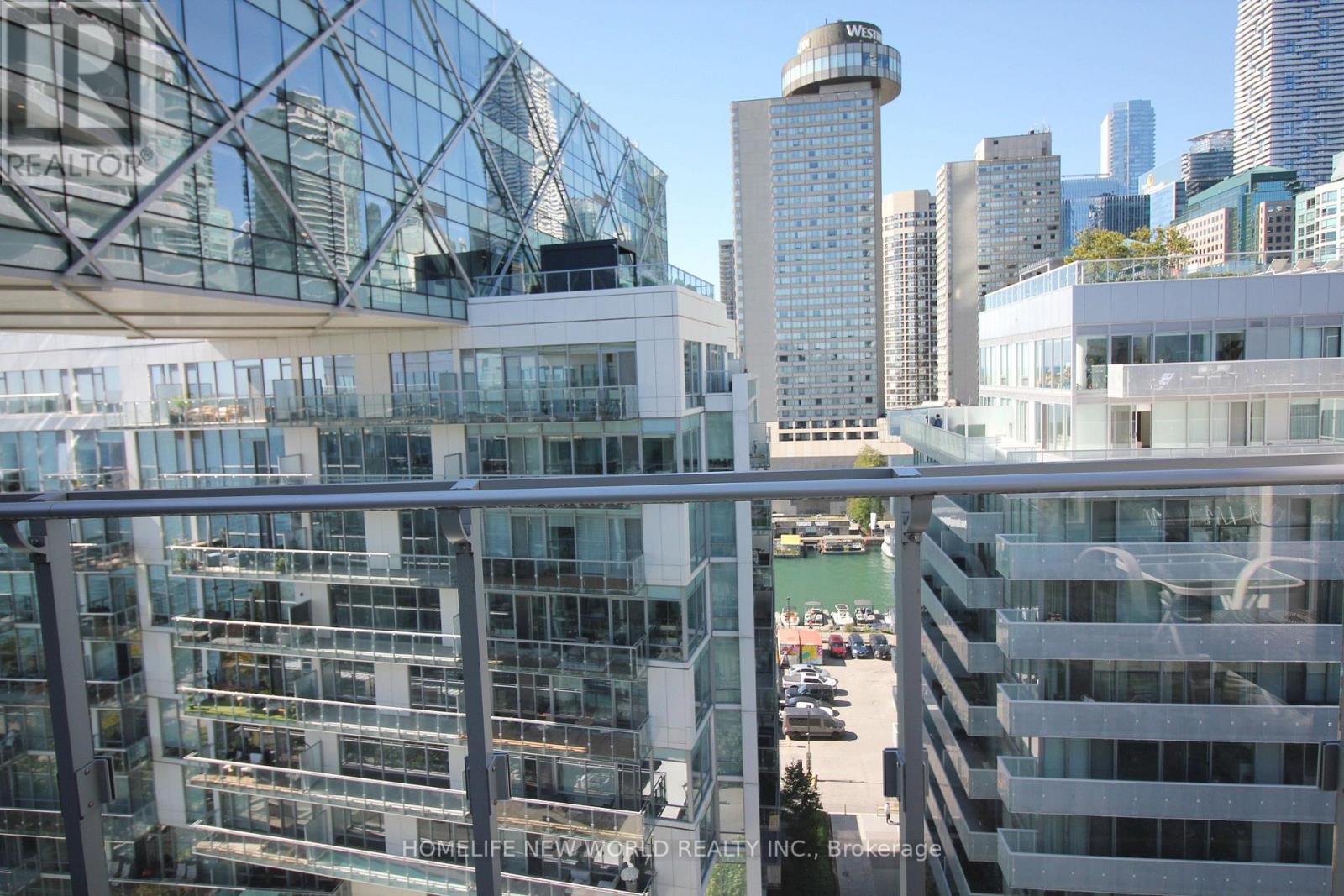 1123 - 29 Queens Quay E, Toronto, Ontario  M5E 0A5 - Photo 3 - C13886700