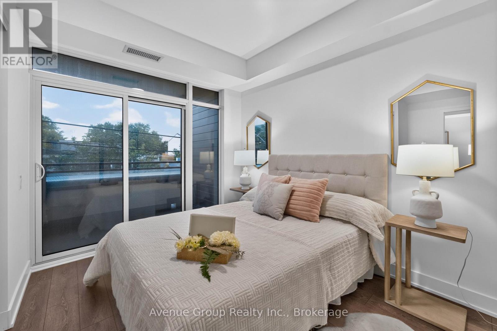 202 - 1285 Queen Street E, Toronto, Ontario  M4L 1C2 - Photo 16 - E13886718