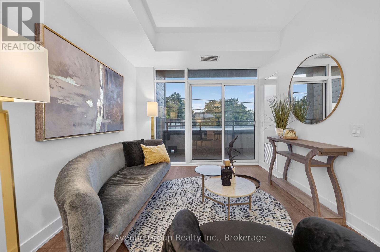 202 - 1285 Queen Street E, Toronto, Ontario  M4L 1C2 - Photo 8 - E13886718