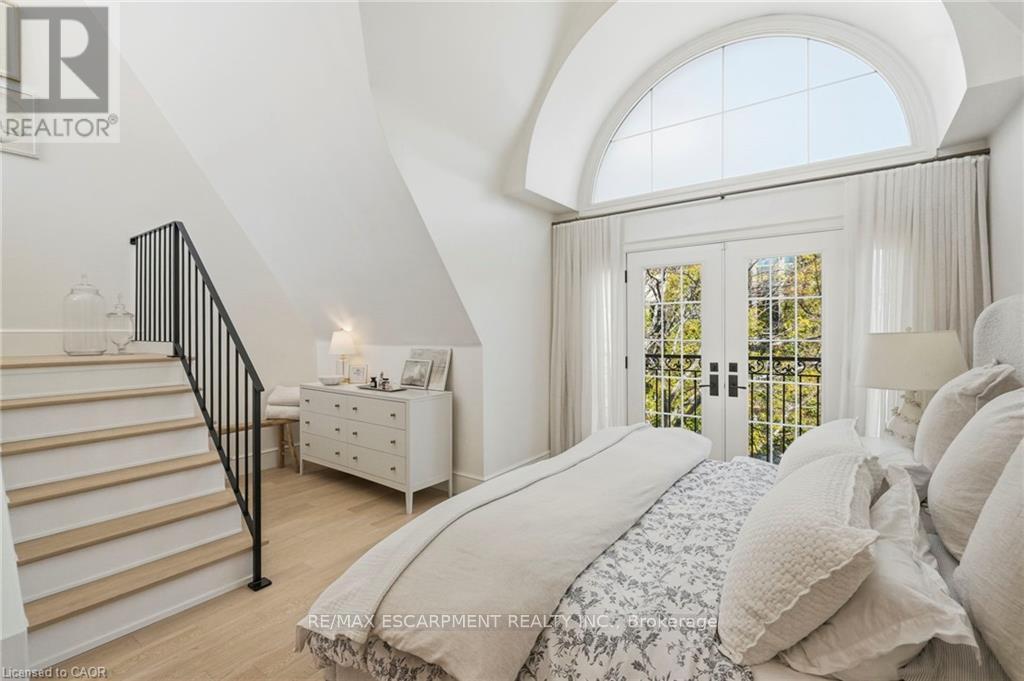 305 Randall Street, Oakville, Ontario  L6J 6B4 - Photo 14 - W13886706