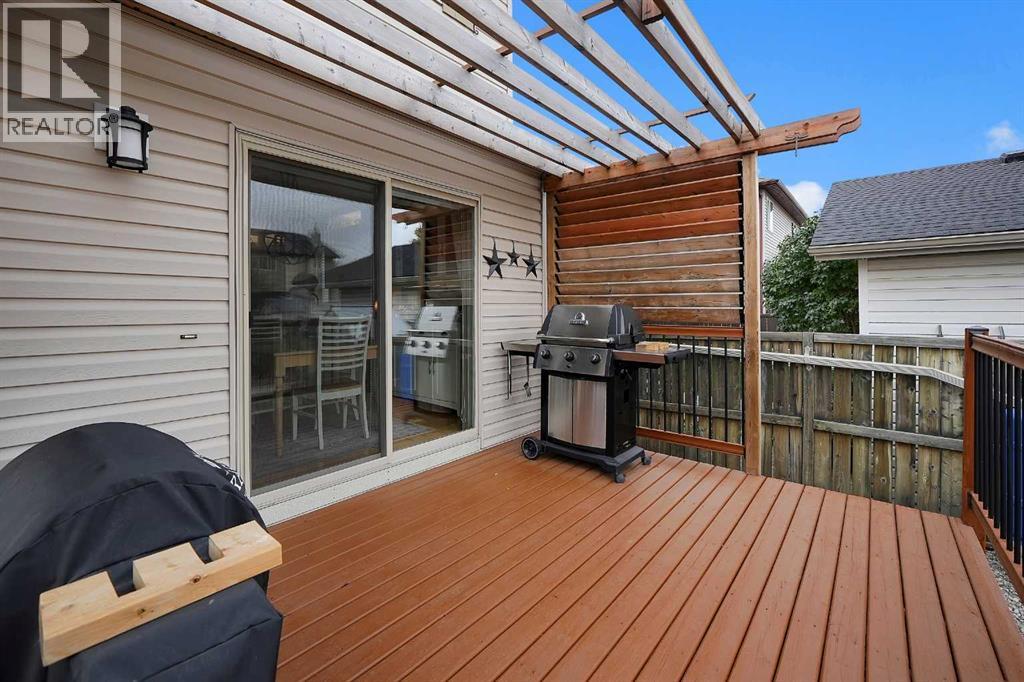 87 Springs Crescent SE