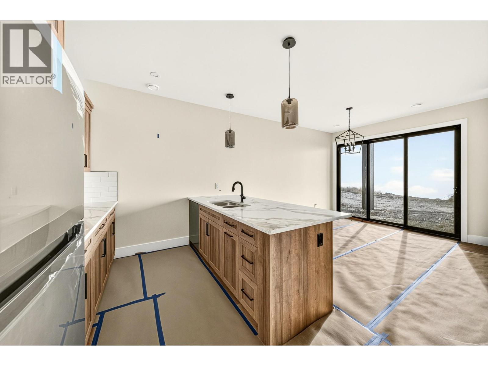 1650 Terrace Drive, Lake Koocanusa, British Columbia  V0B 1T4 - Photo 34 - 10403158
