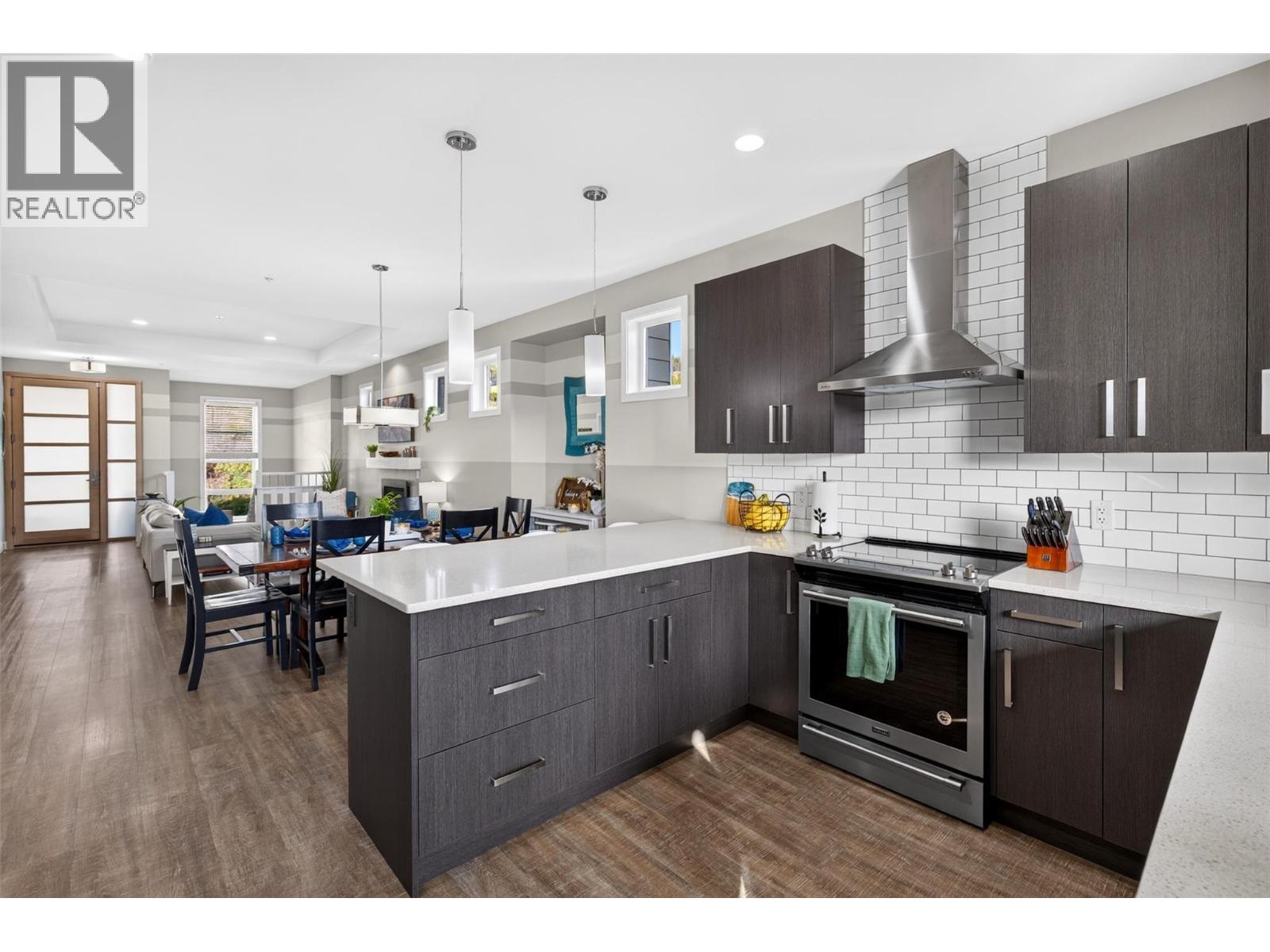 9671 Celeste Road, Lake Country, British Columbia  V4V 2R9 - Photo 5 - 10402646