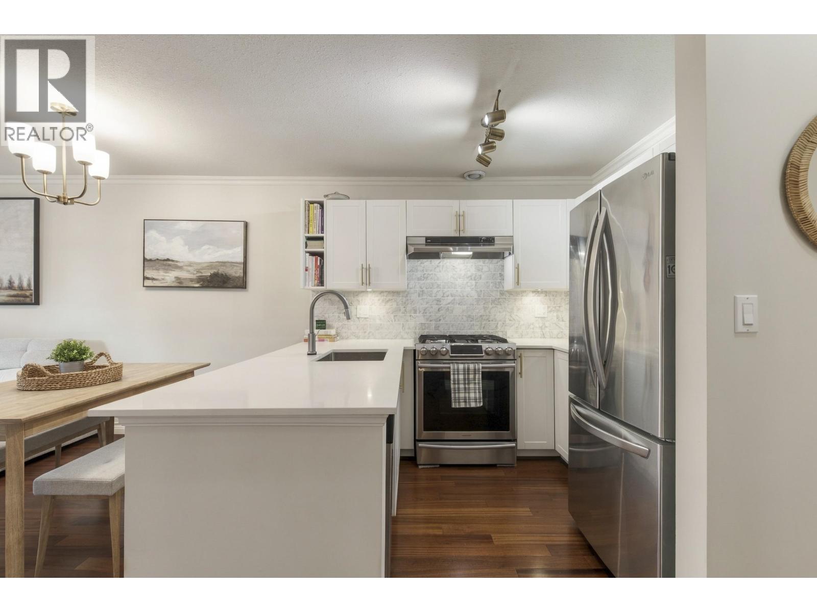 210 2181 W 10th Avenue, Vancouver, British Columbia  V6K 2H7 - Photo 17 - R3174461