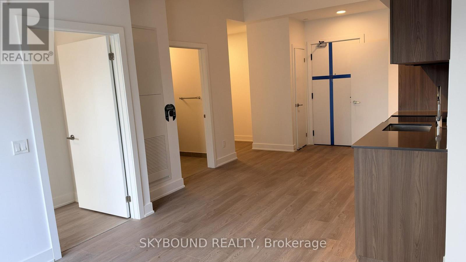 710 - 3008 William Cutmore Boulevard, Oakville, Ontario  L6H 8E7 - Photo 13 - W13886734
