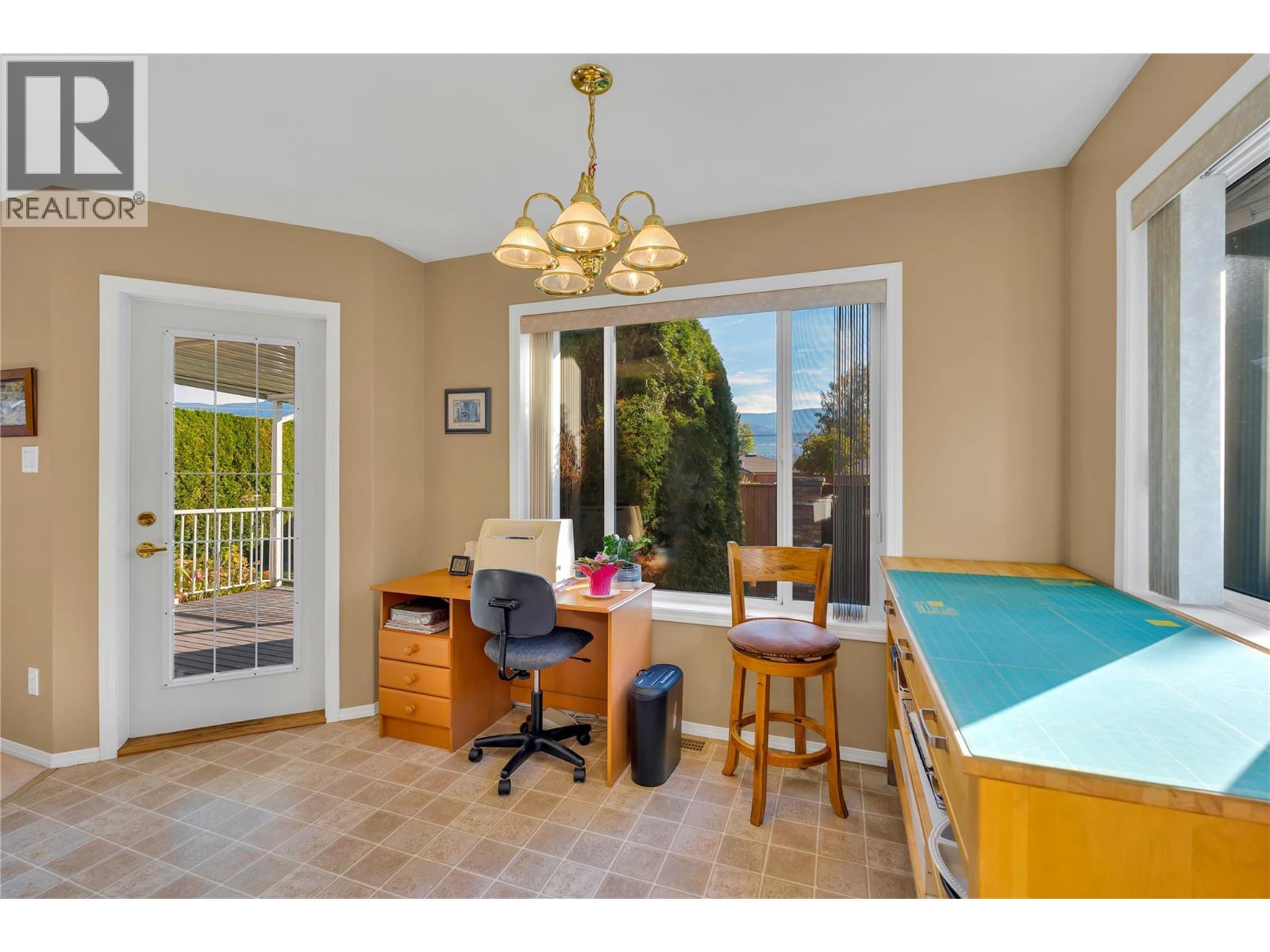 546 Redwing Drive, Penticton, British Columbia  V2A 8N7 - Photo 10 - 10403235