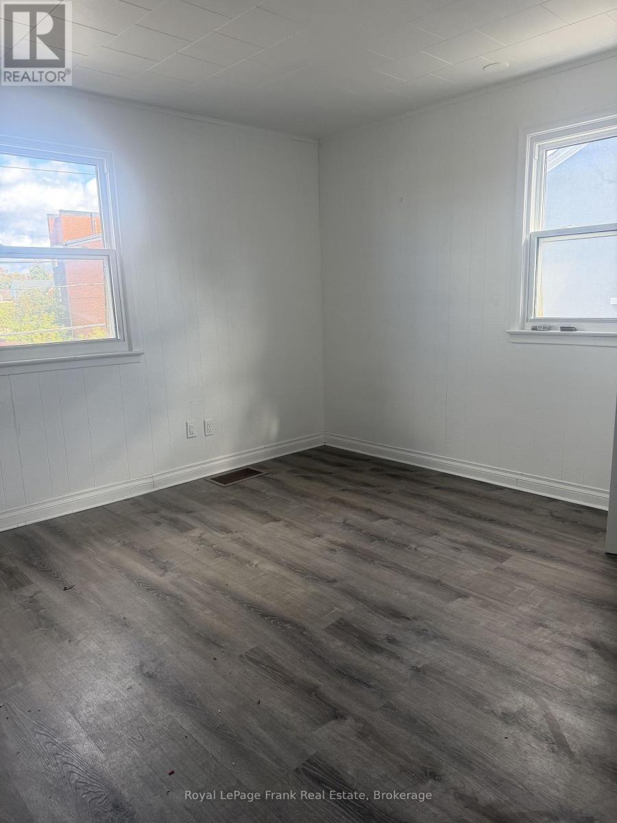 2 East - 10 Brock Street, Uxbridge, Ontario  L9P 1P1 - Photo 5 - N13886712