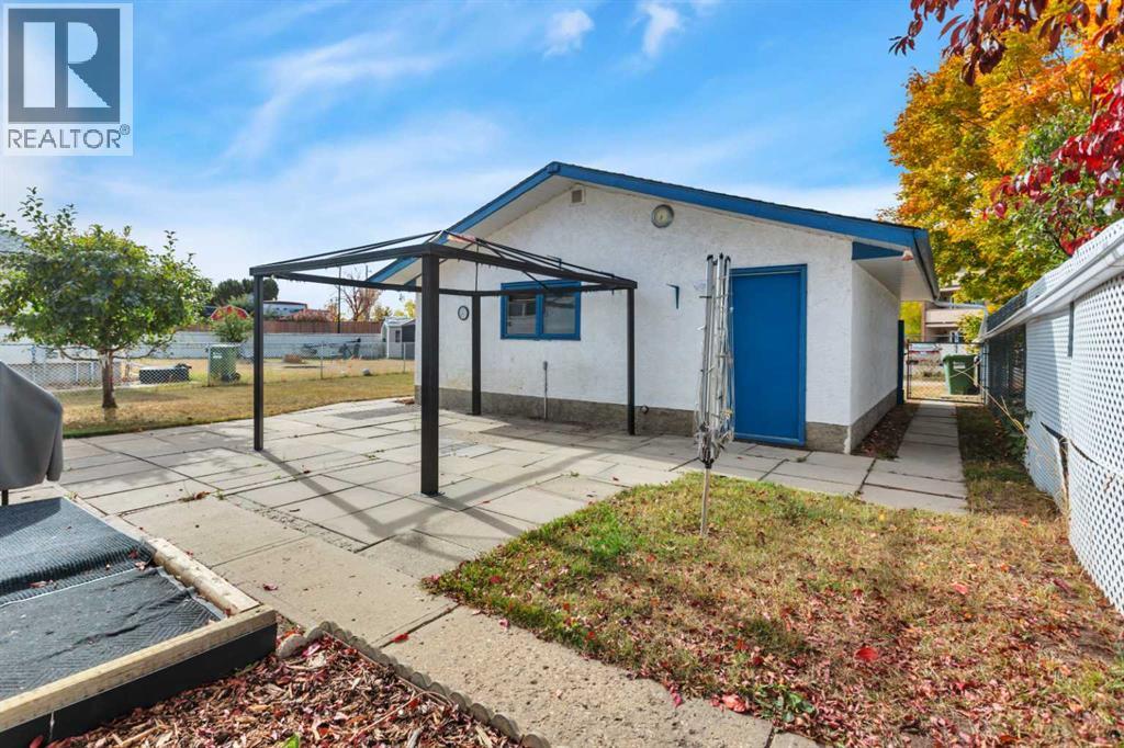 7028 59 Avenue, Red Deer, Alberta  T4P 1B7 - Photo 36 - A2349785