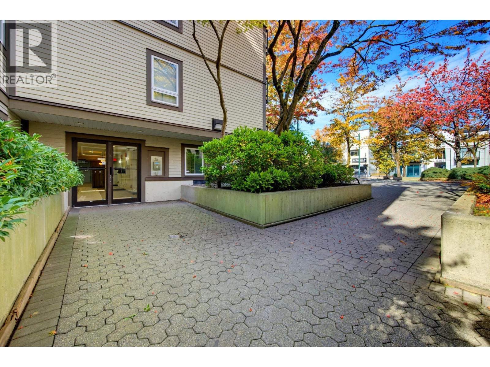 101 1040 E Broadway, Vancouver, British Columbia  V5T 4N7 - Photo 30 - R3174460