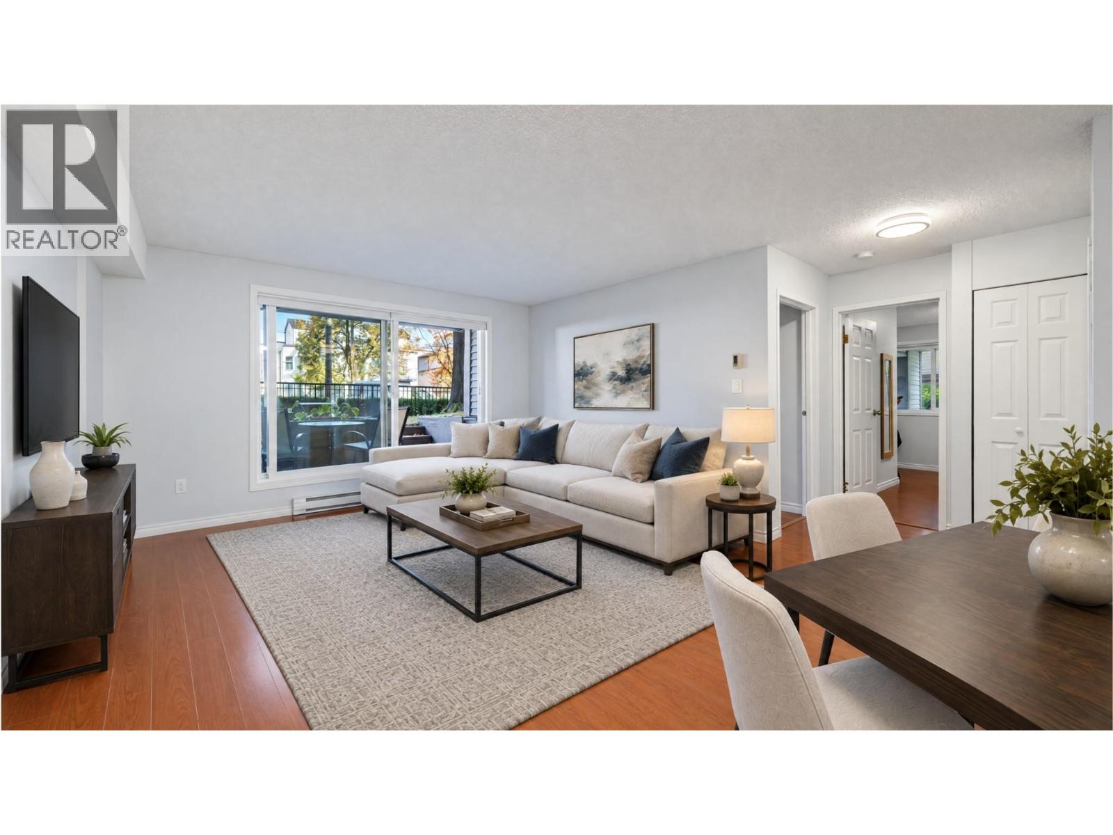101 1040 E Broadway, Vancouver, British Columbia  V5T 4N7 - Photo 3 - R3174460