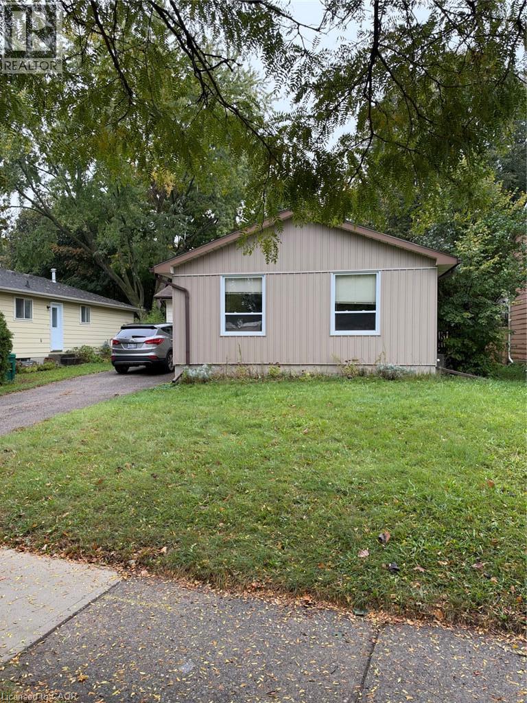 70 Churchill Street, Waterloo, Ontario  N2L 2X2 - Photo 3 - 40862968