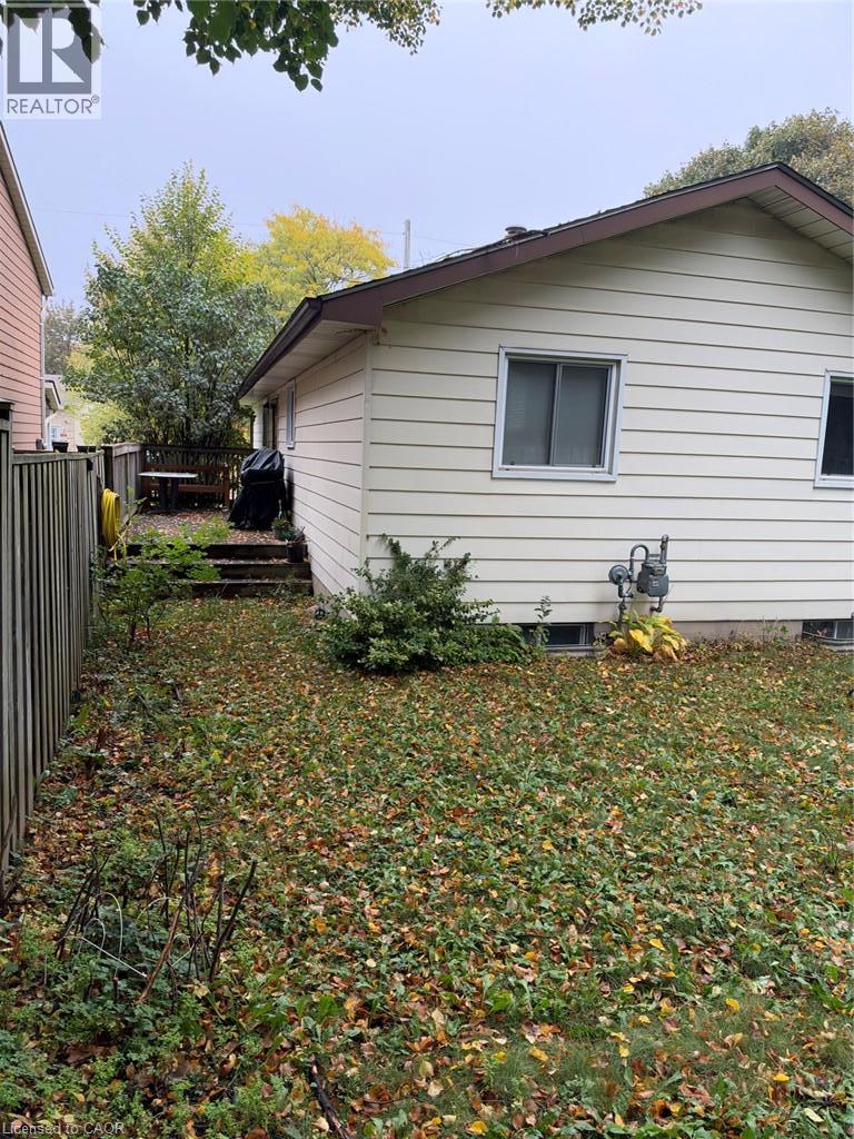 70 Churchill Street, Waterloo, Ontario  N2L 2X2 - Photo 16 - 40862968