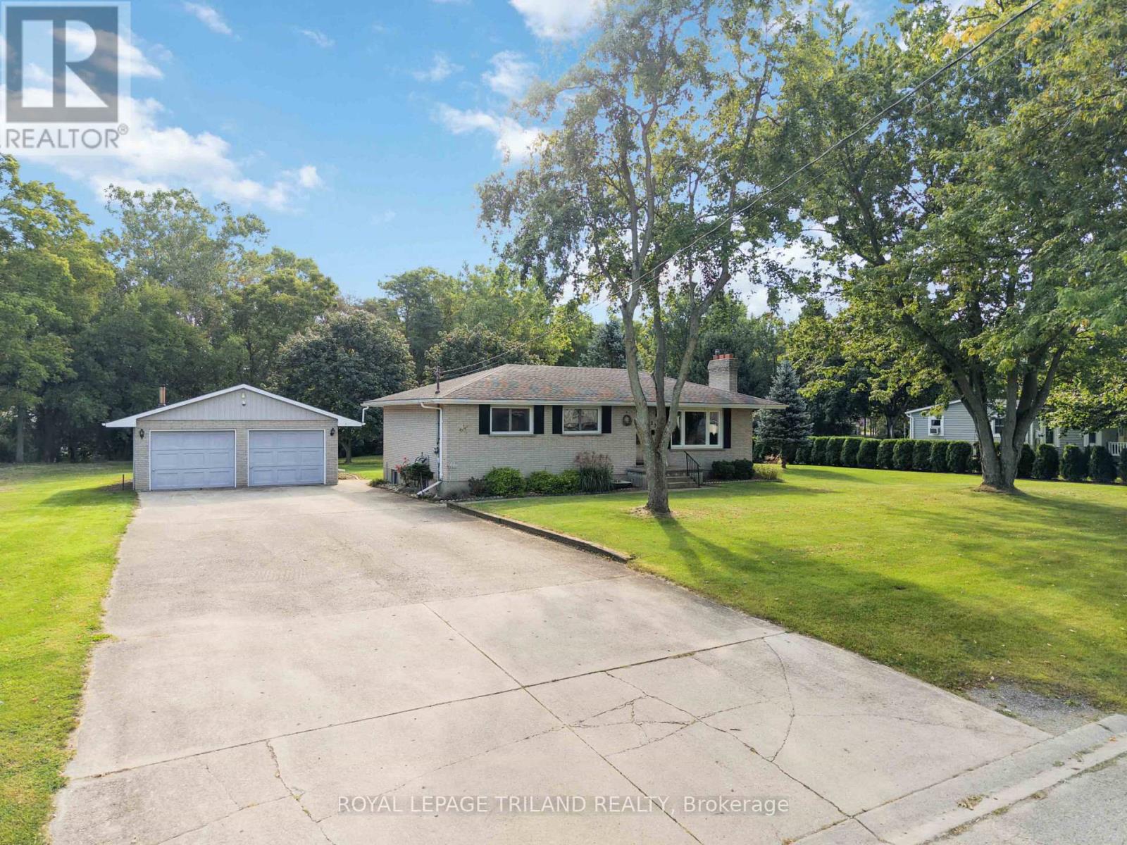 272 Richmond Street, North Middlesex, Ontario N0M 2K0 - Photo 34 - X13886746