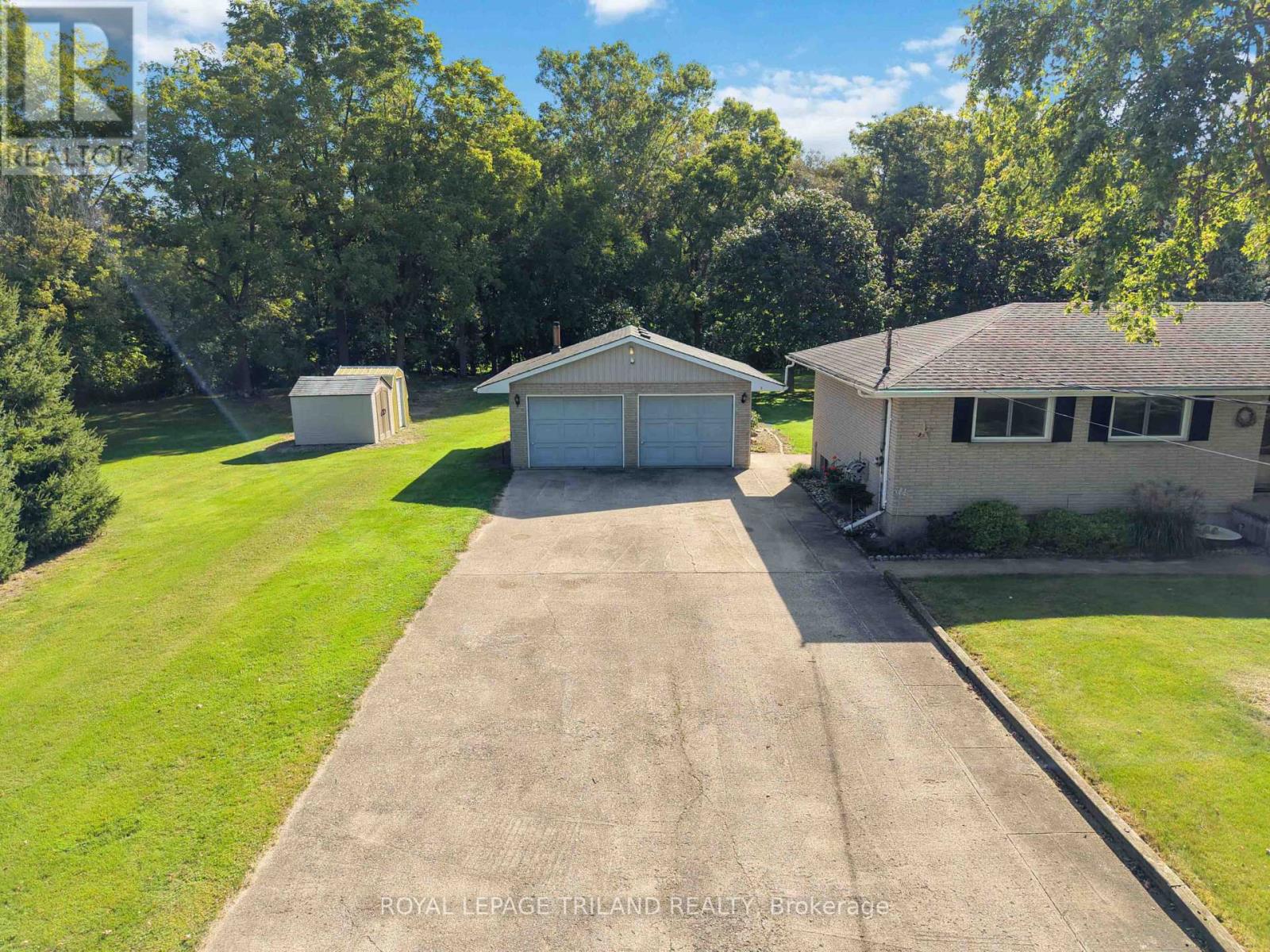 272 Richmond Street, North Middlesex, Ontario N0M 2K0 - Photo 37 - X13886746