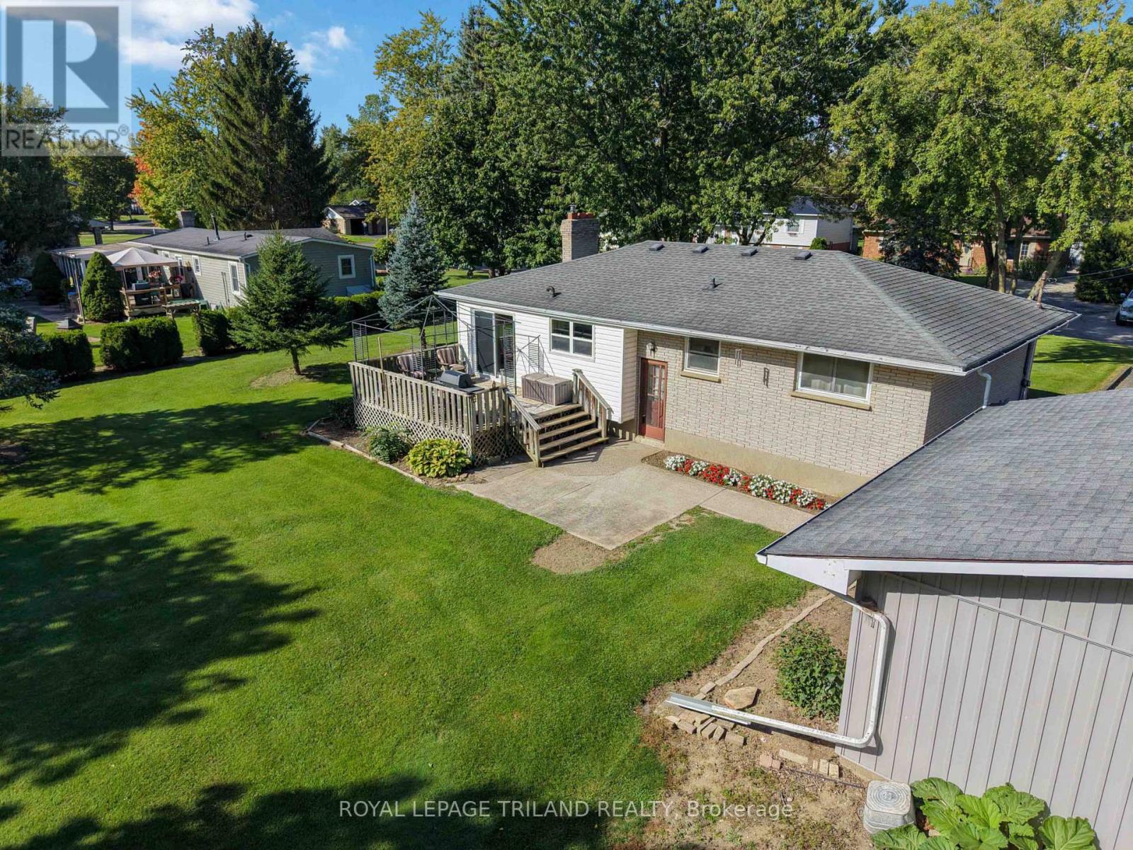 272 Richmond Street, North Middlesex, Ontario N0M 2K0 - Photo 38 - X13886746