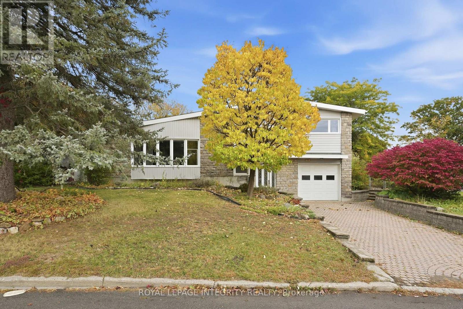1861 APPLEFORD STREET, Ottawa, Ontario