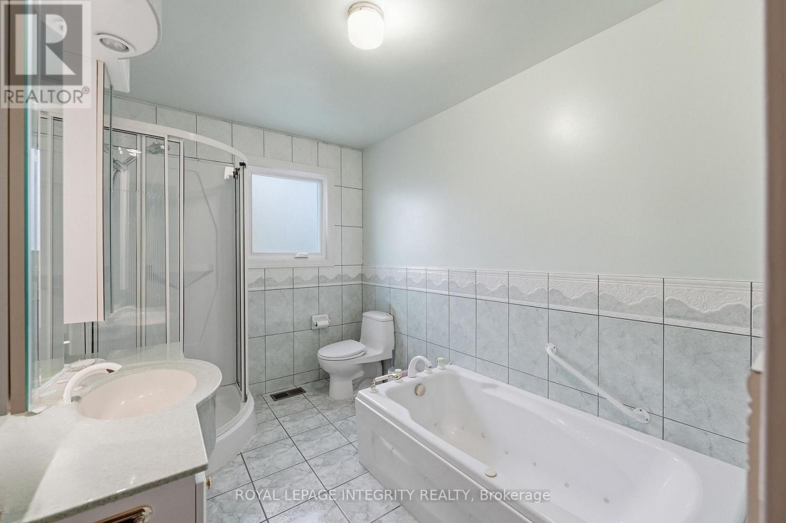 1861 Appleford Street, Ottawa, Ontario  K1J 6T5 - Photo 13 - X13886742