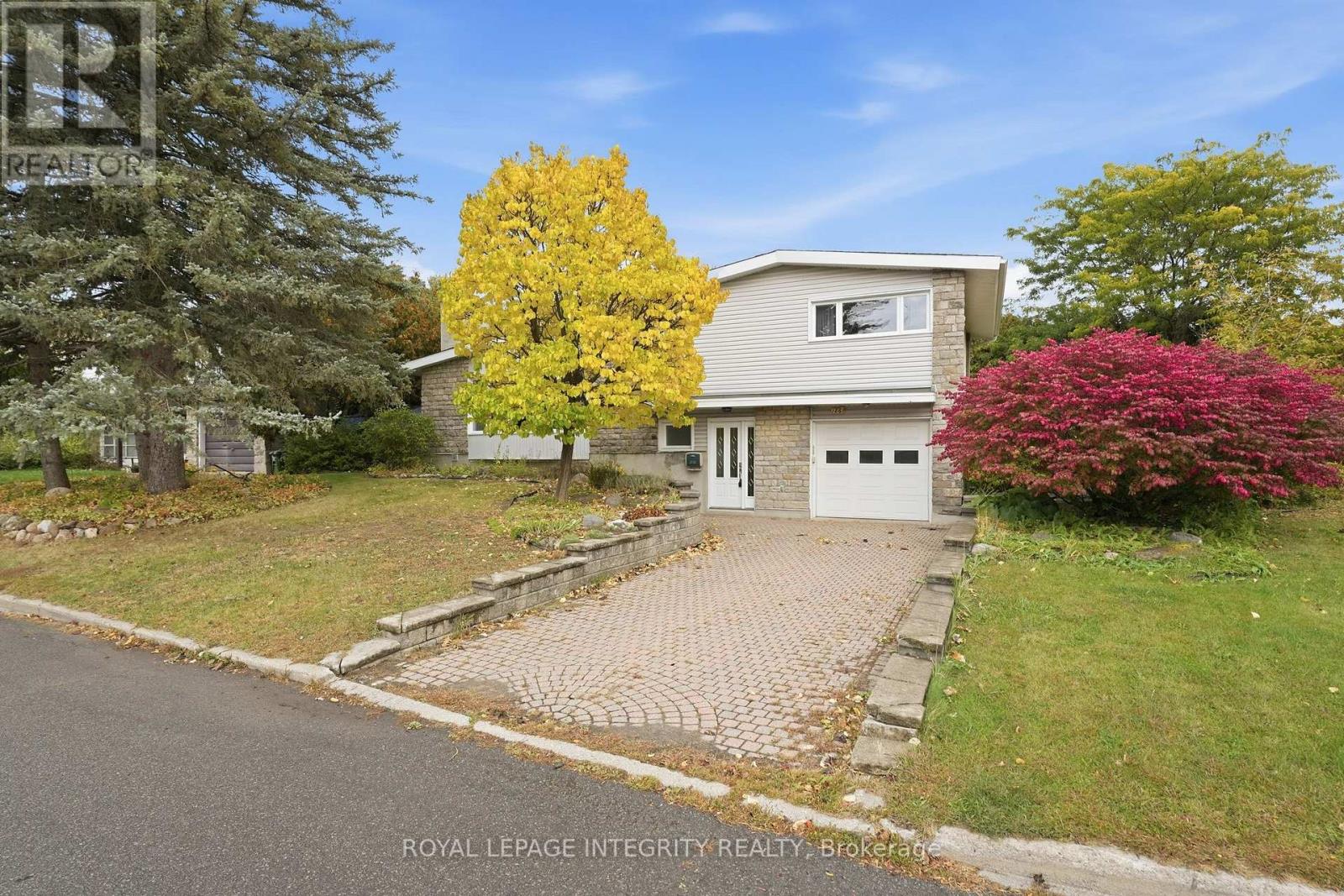 1861 Appleford Street, Ottawa, Ontario  K1J 6T5 - Photo 2 - X13886742