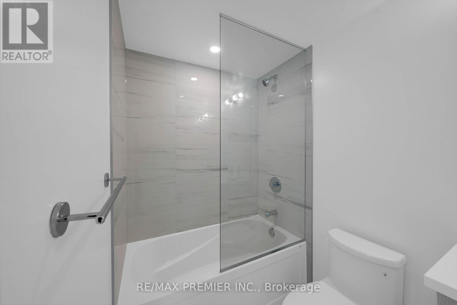 3712 - 195 Commerce Street, Vaughan, Ontario  L4K 0P9 - Photo 15 - N13886768