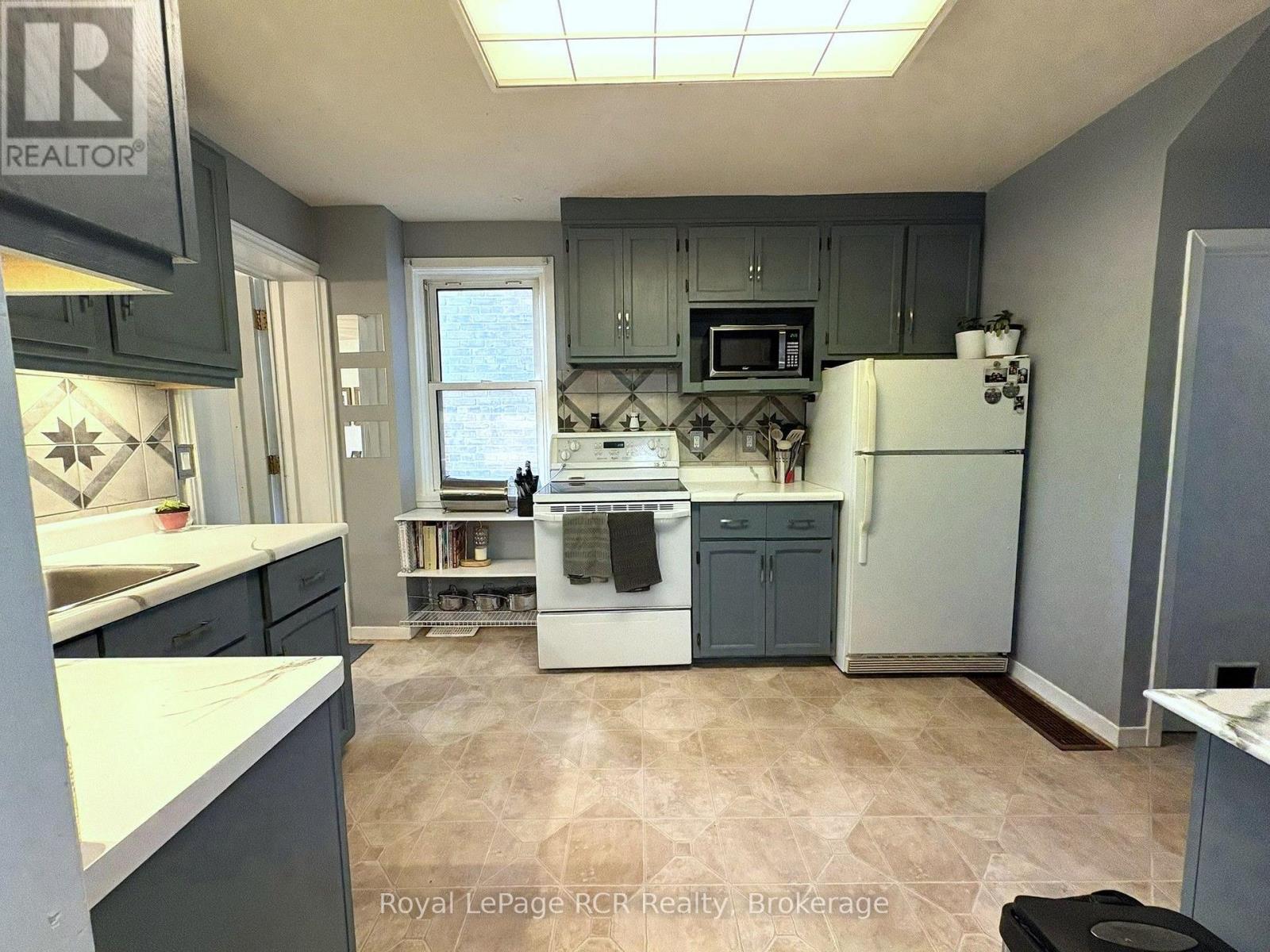 1192 2nd Avenue W, Owen Sound, Ontario  N4K 4N2 - Photo 11 - X13886750